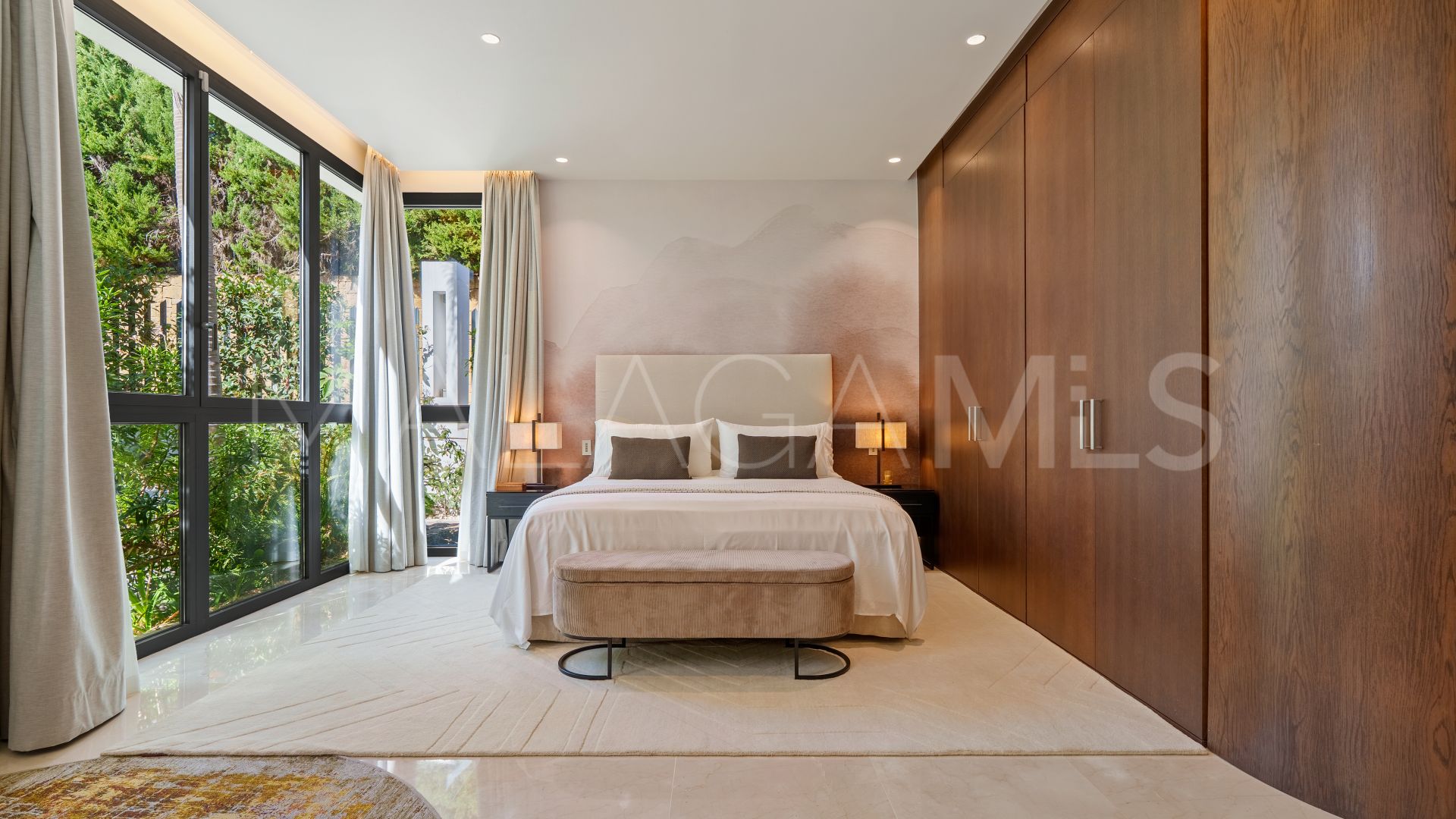 For sale ground floor duplex in Reserva de Sierra Blanca with 4 bedrooms