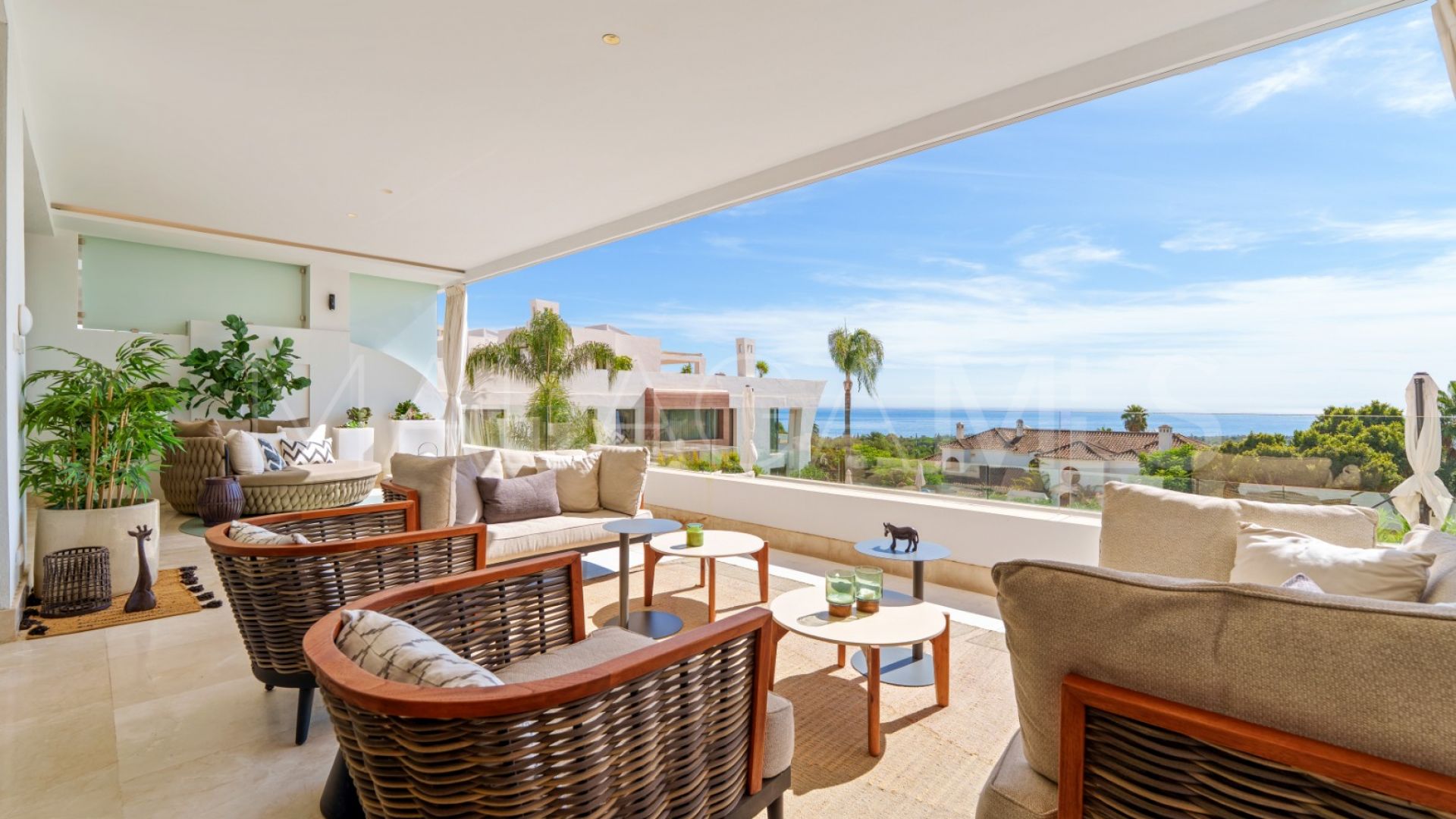 For sale ground floor duplex in Reserva de Sierra Blanca with 4 bedrooms