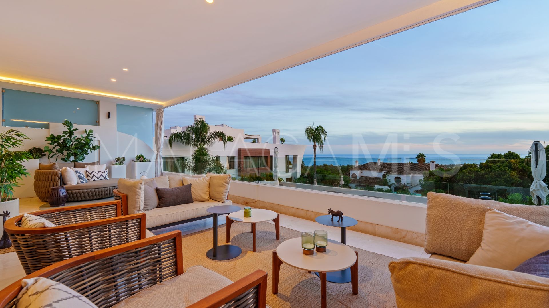 For sale ground floor duplex in Reserva de Sierra Blanca with 4 bedrooms