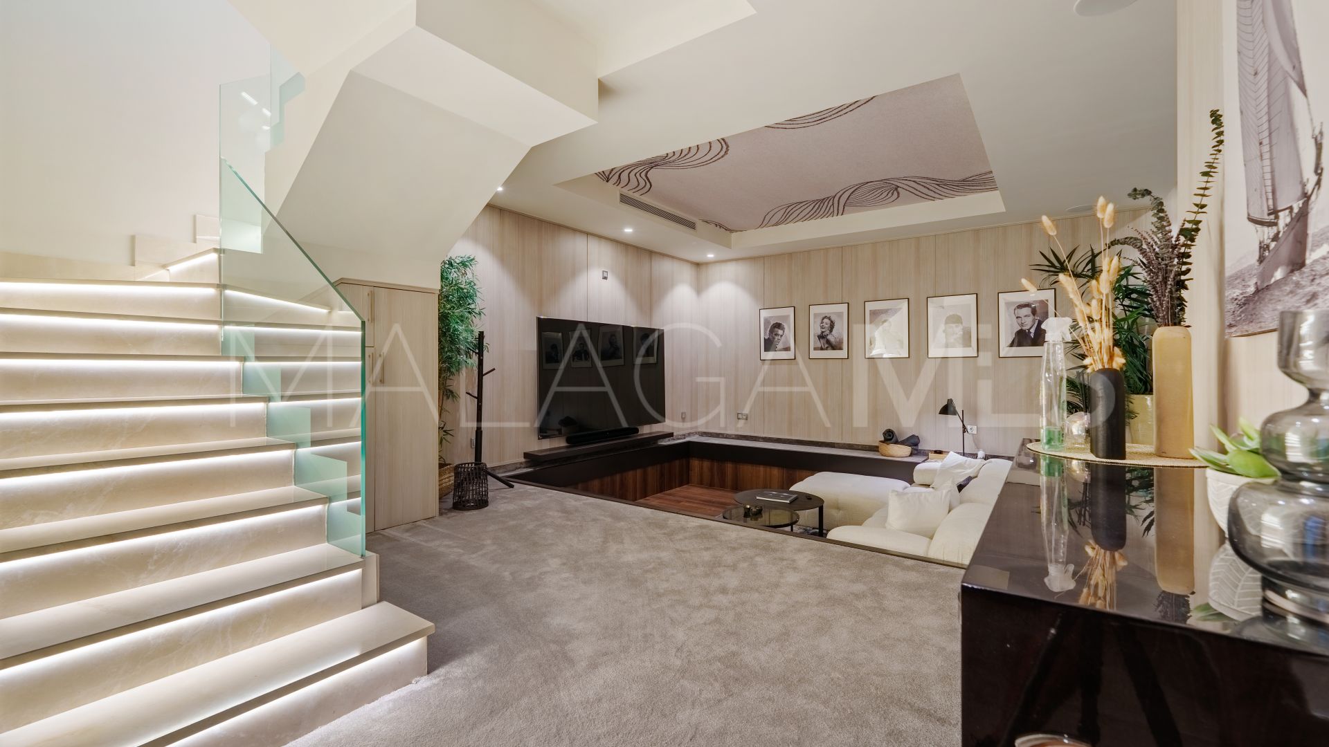 For sale ground floor duplex in Reserva de Sierra Blanca with 4 bedrooms