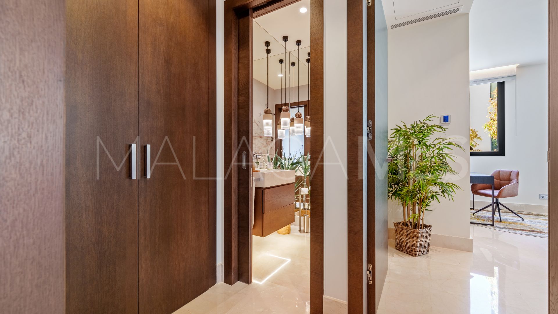 For sale ground floor duplex in Reserva de Sierra Blanca with 4 bedrooms