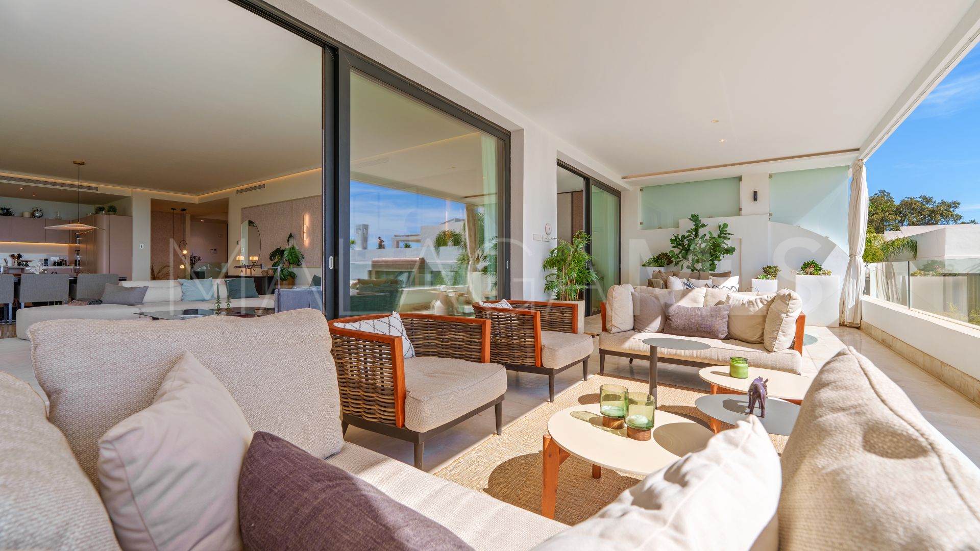For sale ground floor duplex in Reserva de Sierra Blanca with 4 bedrooms