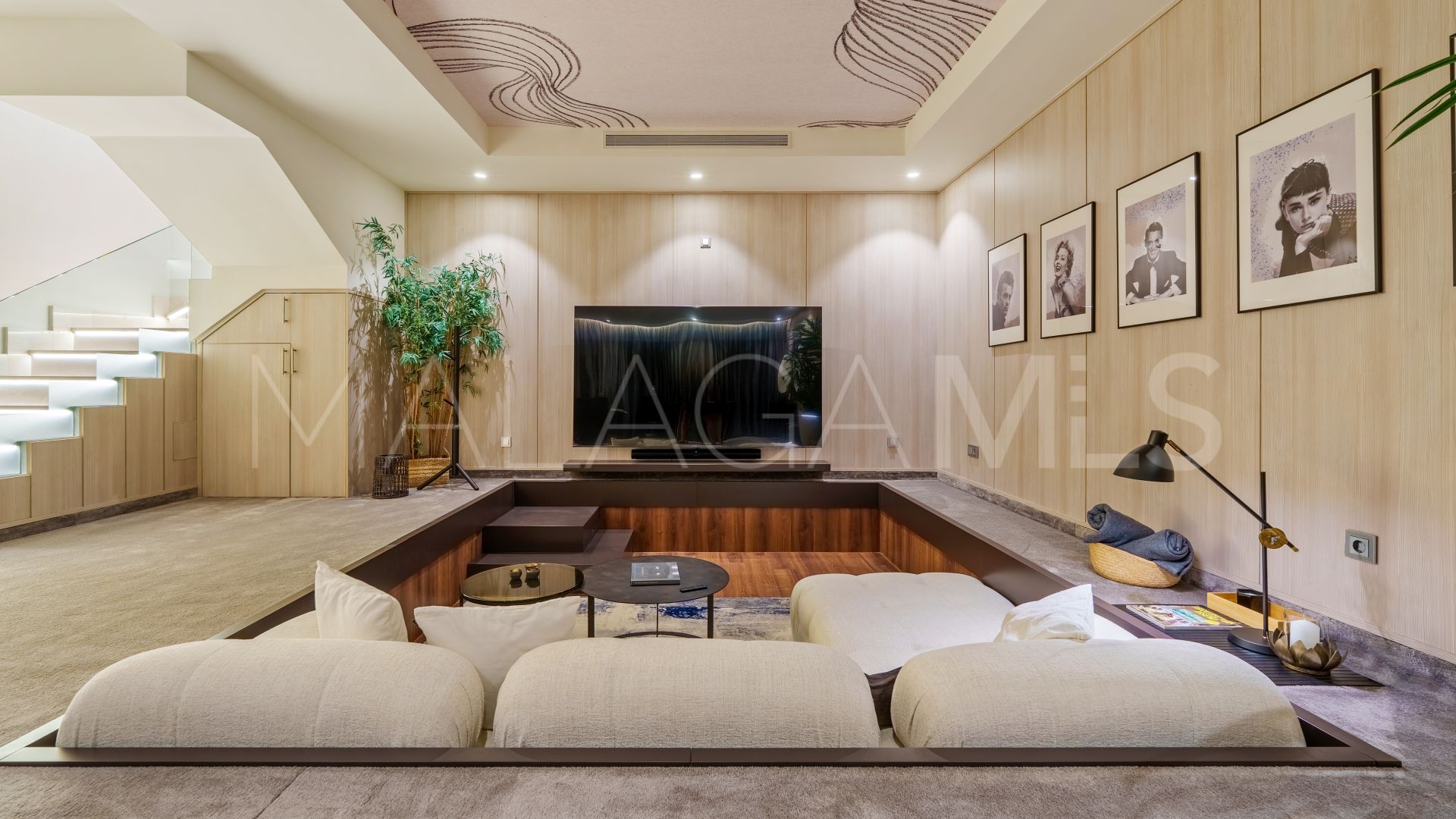For sale ground floor duplex in Reserva de Sierra Blanca with 4 bedrooms