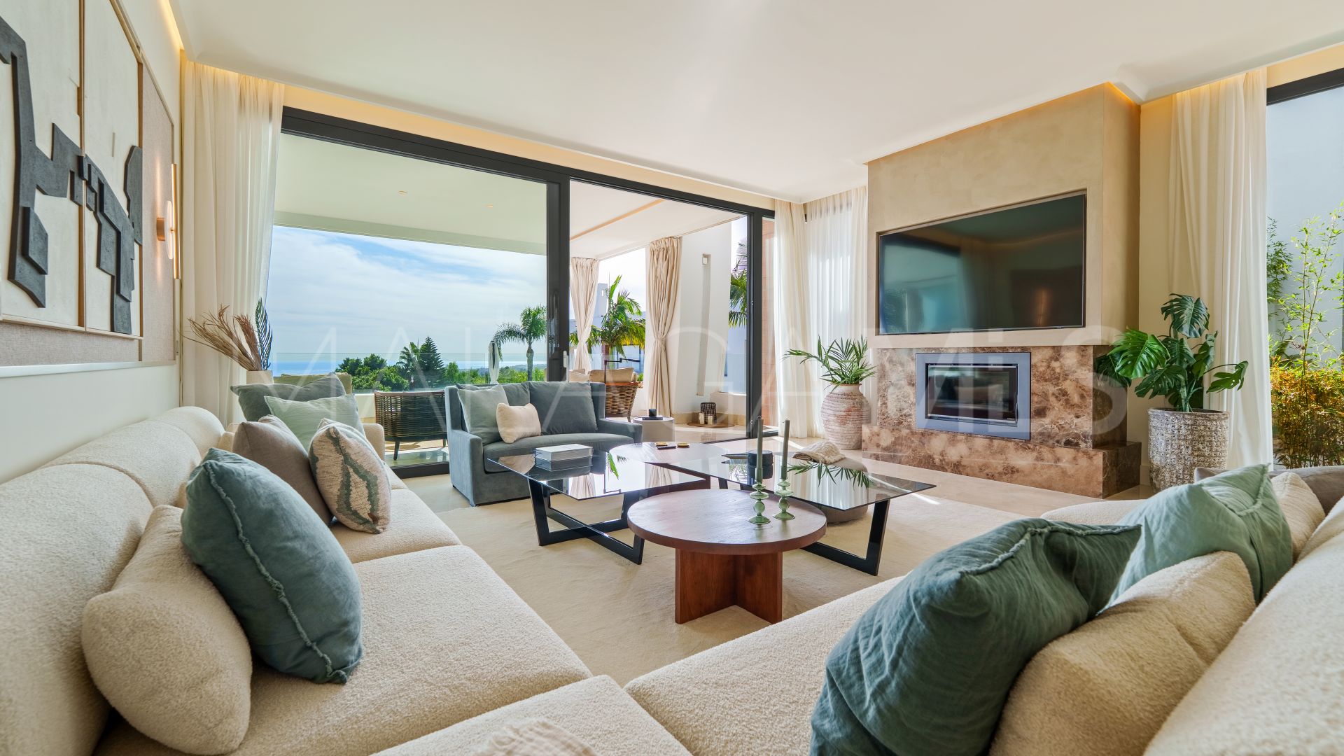 For sale ground floor duplex in Reserva de Sierra Blanca with 4 bedrooms
