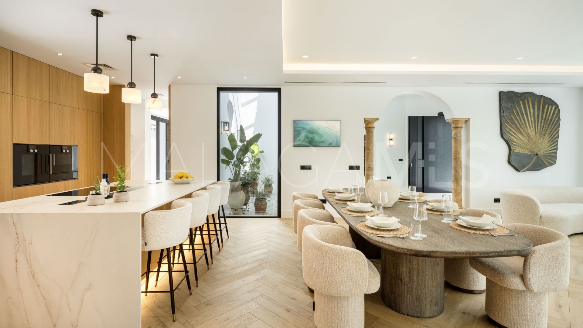 Villa for sale in El Herrojo with 5 bedrooms