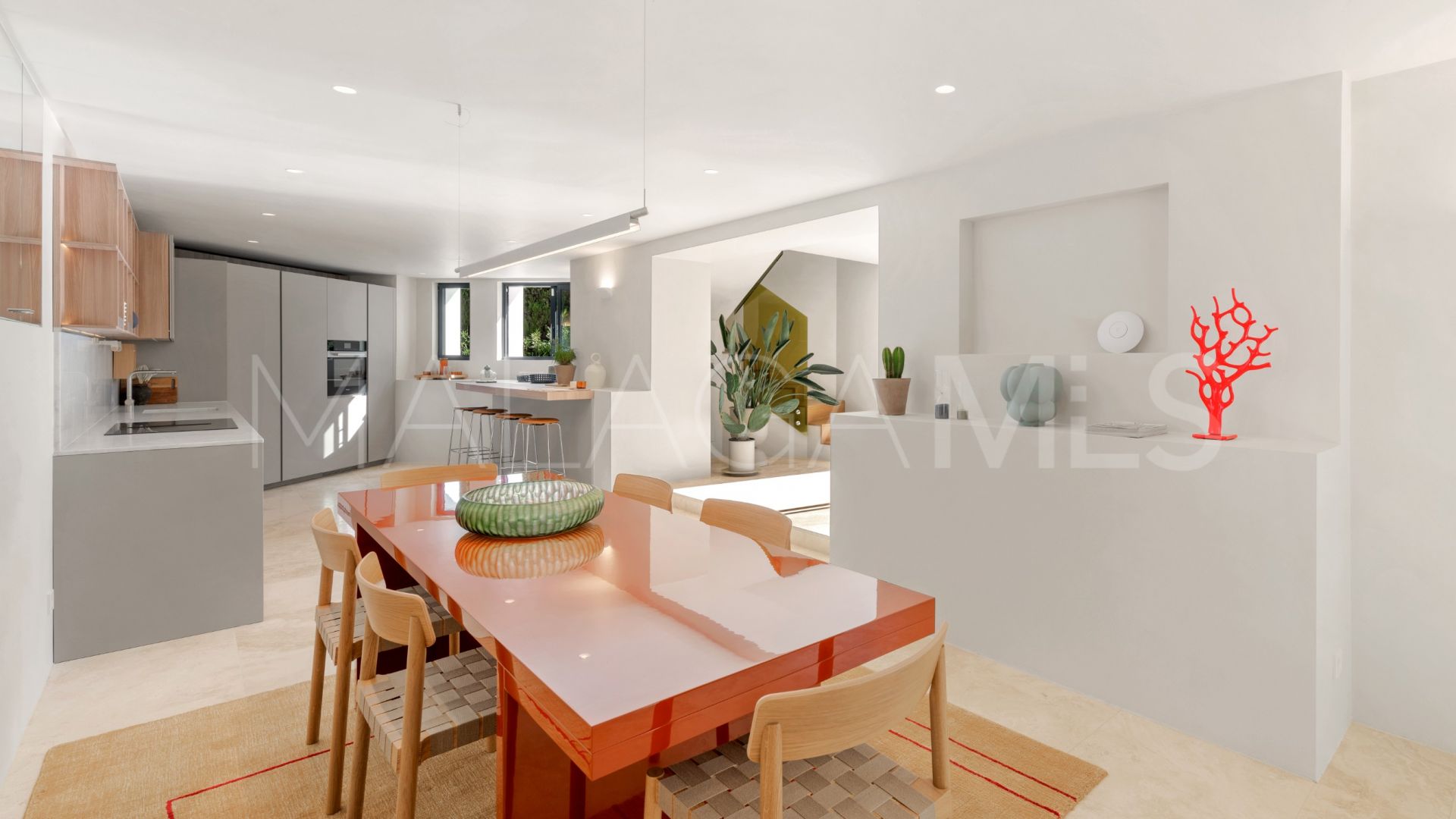 4 bedrooms villa in Las Brisas for sale