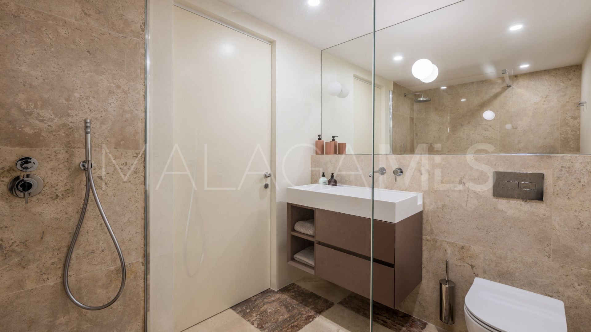 4 bedrooms villa in Las Brisas for sale