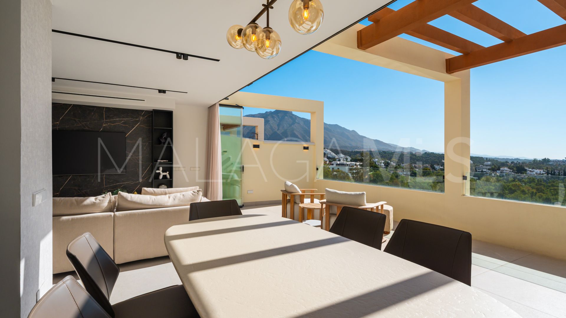 Buy Palacetes Los Belvederes 3 bedrooms apartment