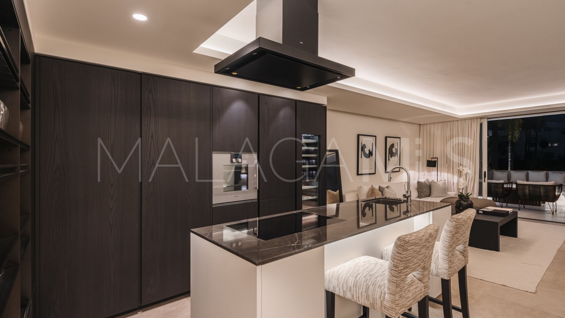 Marina Puente Romano, apartamento planta baja for sale with 3 bedrooms