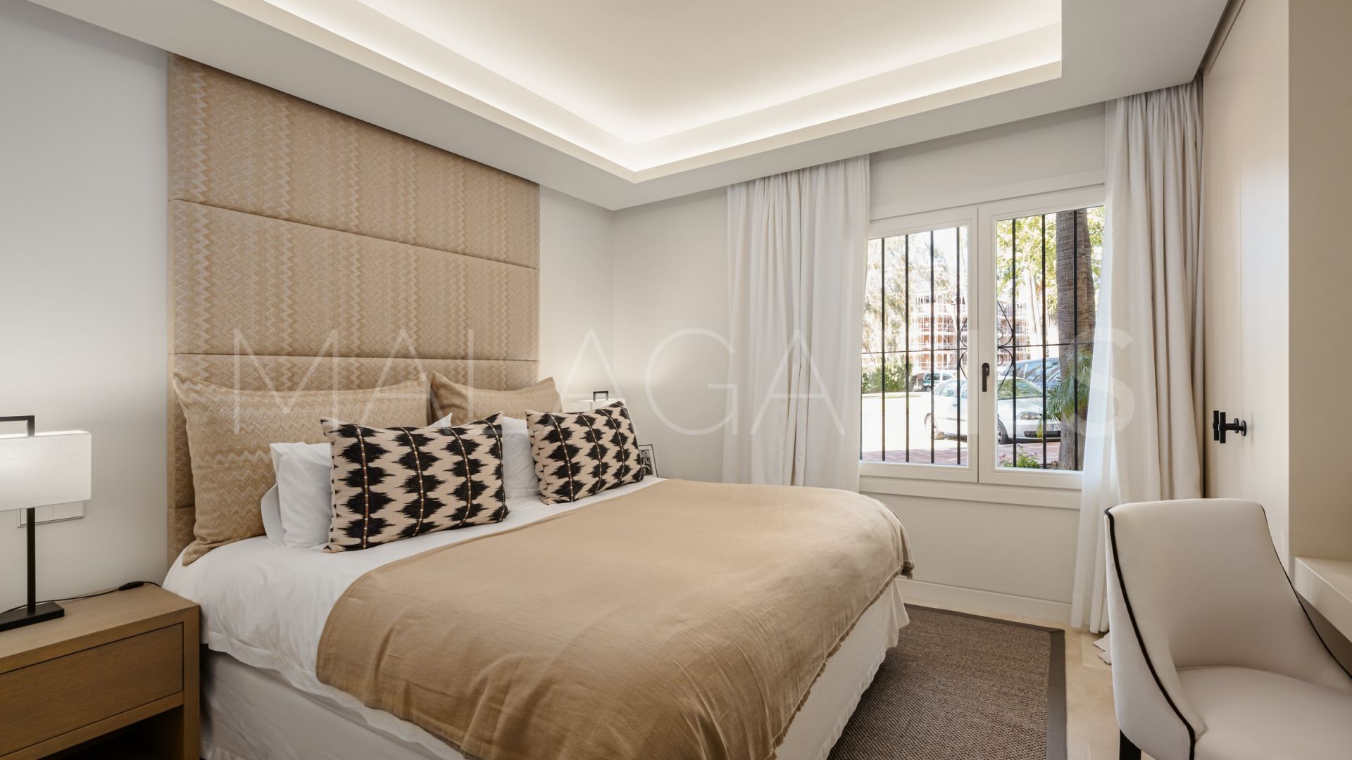 Marina Puente Romano, apartamento planta baja for sale with 3 bedrooms