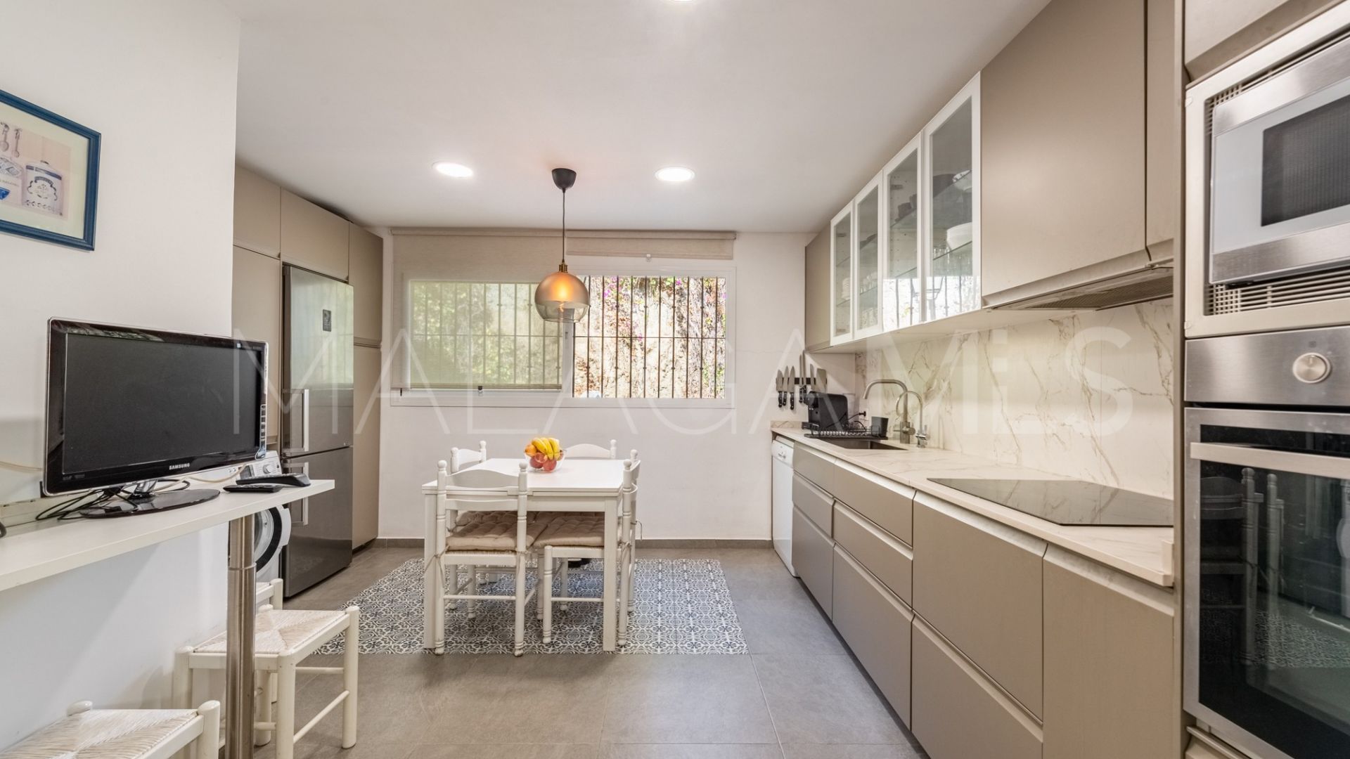 Radhus for sale in Marbella Golden Mile