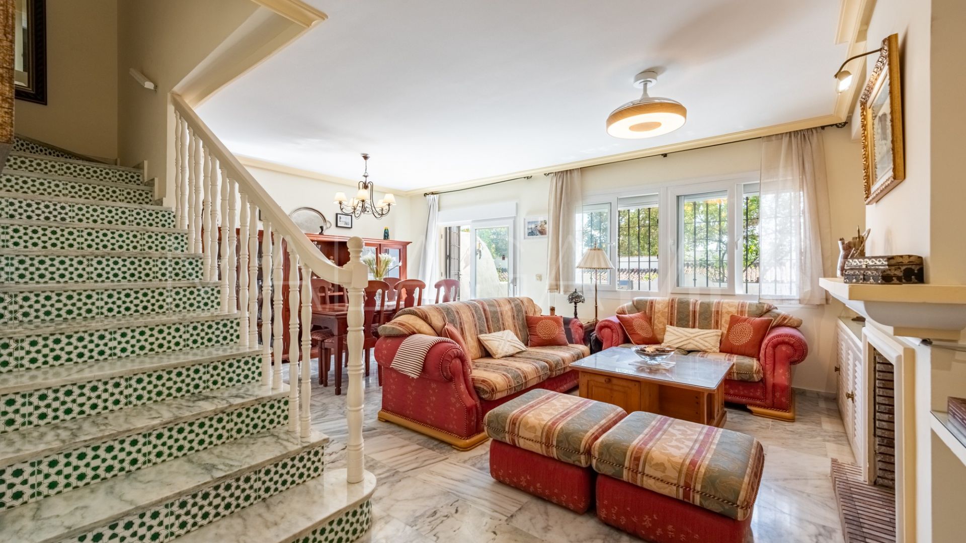 Radhus for sale in Marbella Golden Mile