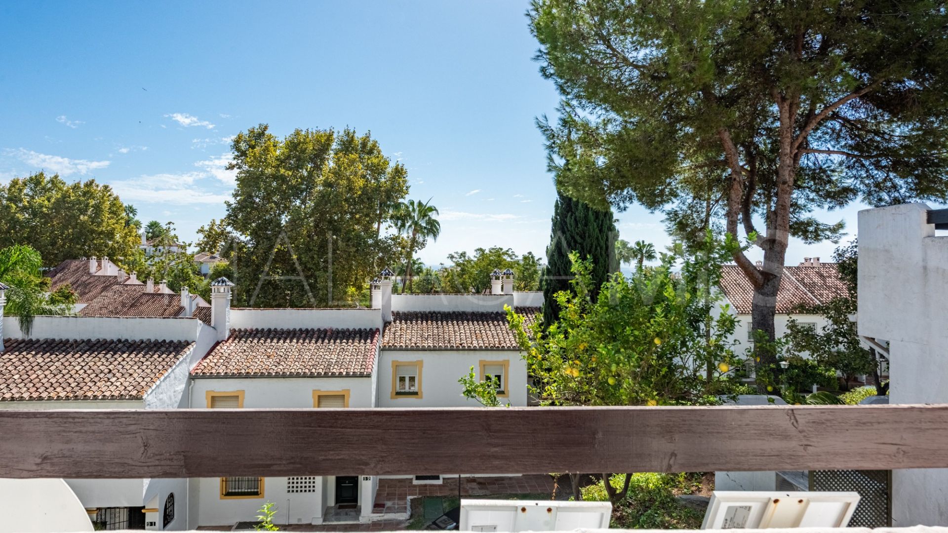 Radhus for sale in Marbella Golden Mile