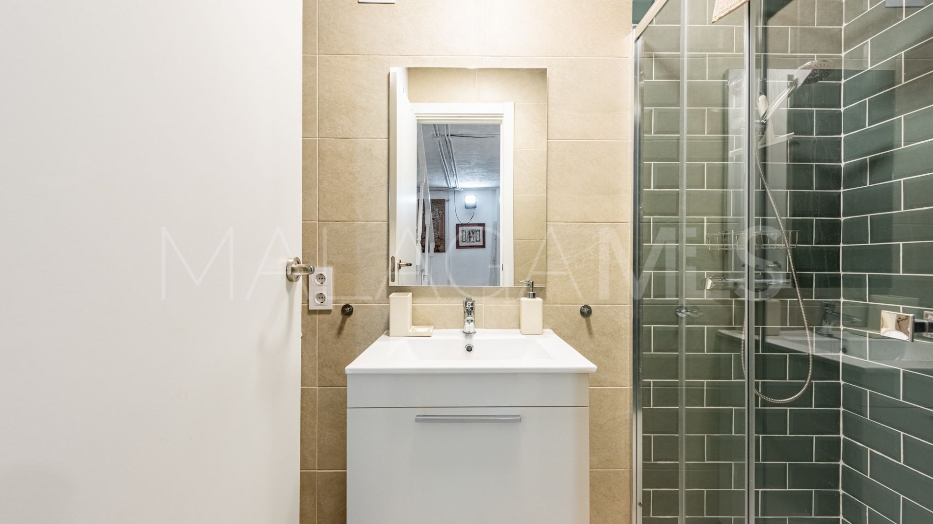 Radhus for sale in Marbella Golden Mile