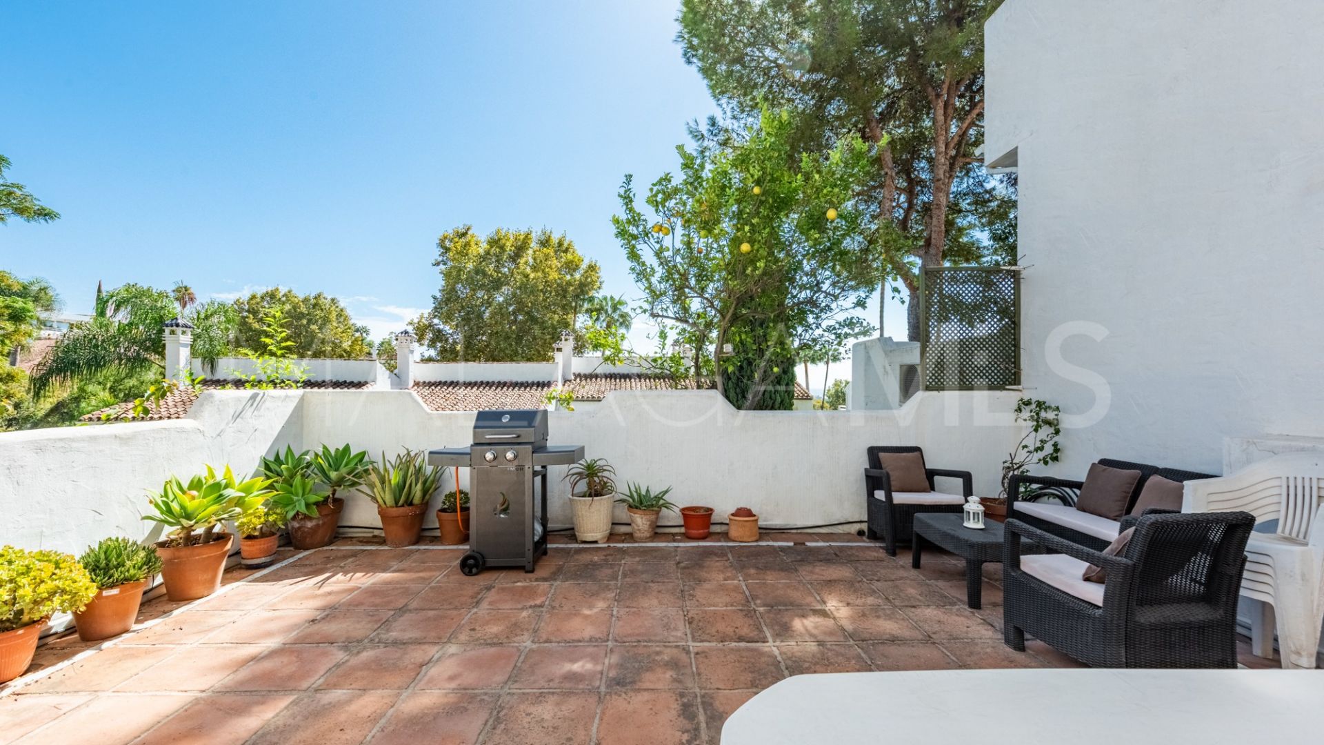 Radhus for sale in Marbella Golden Mile