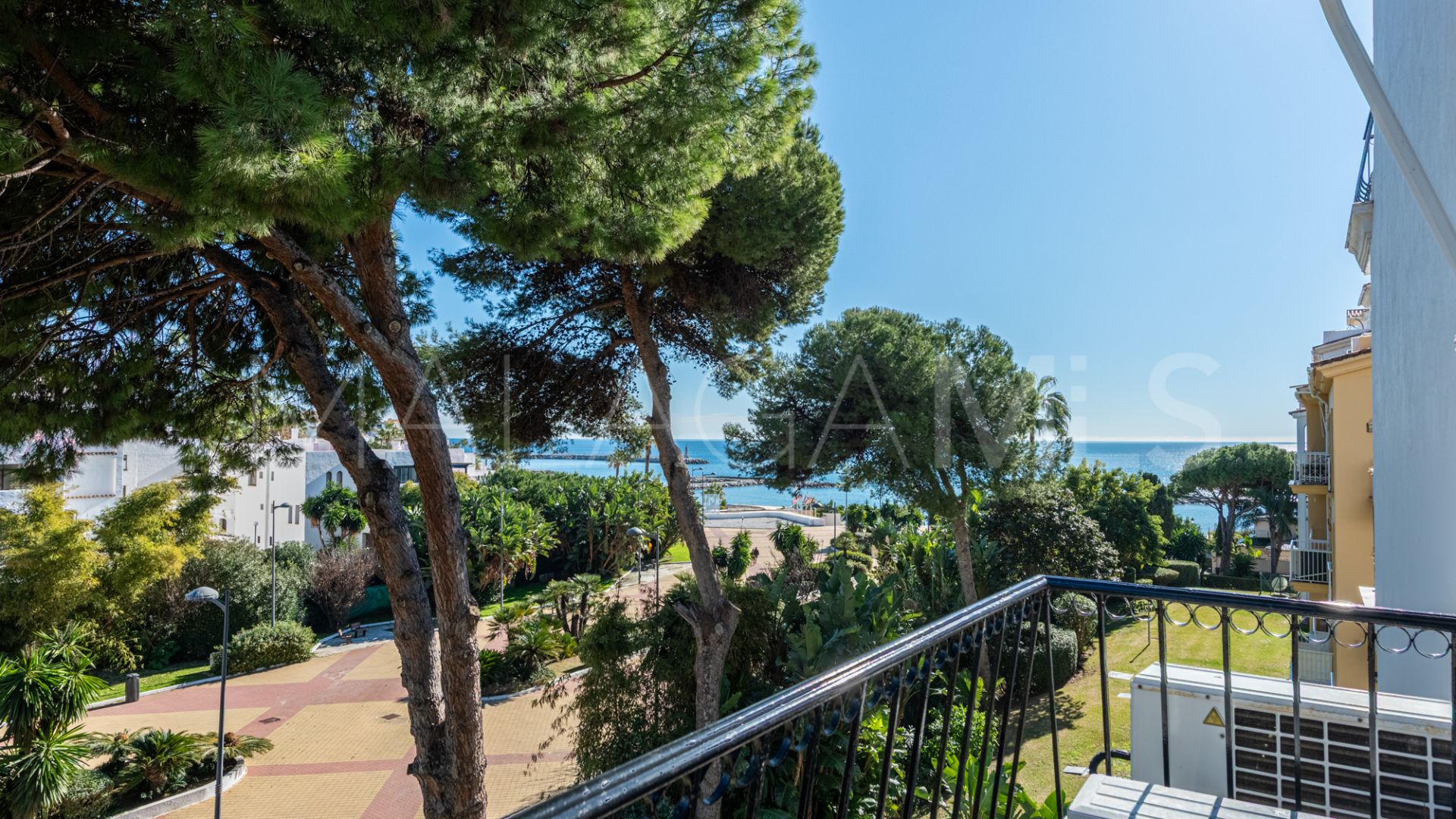 Studio for sale in Andalucia del Mar