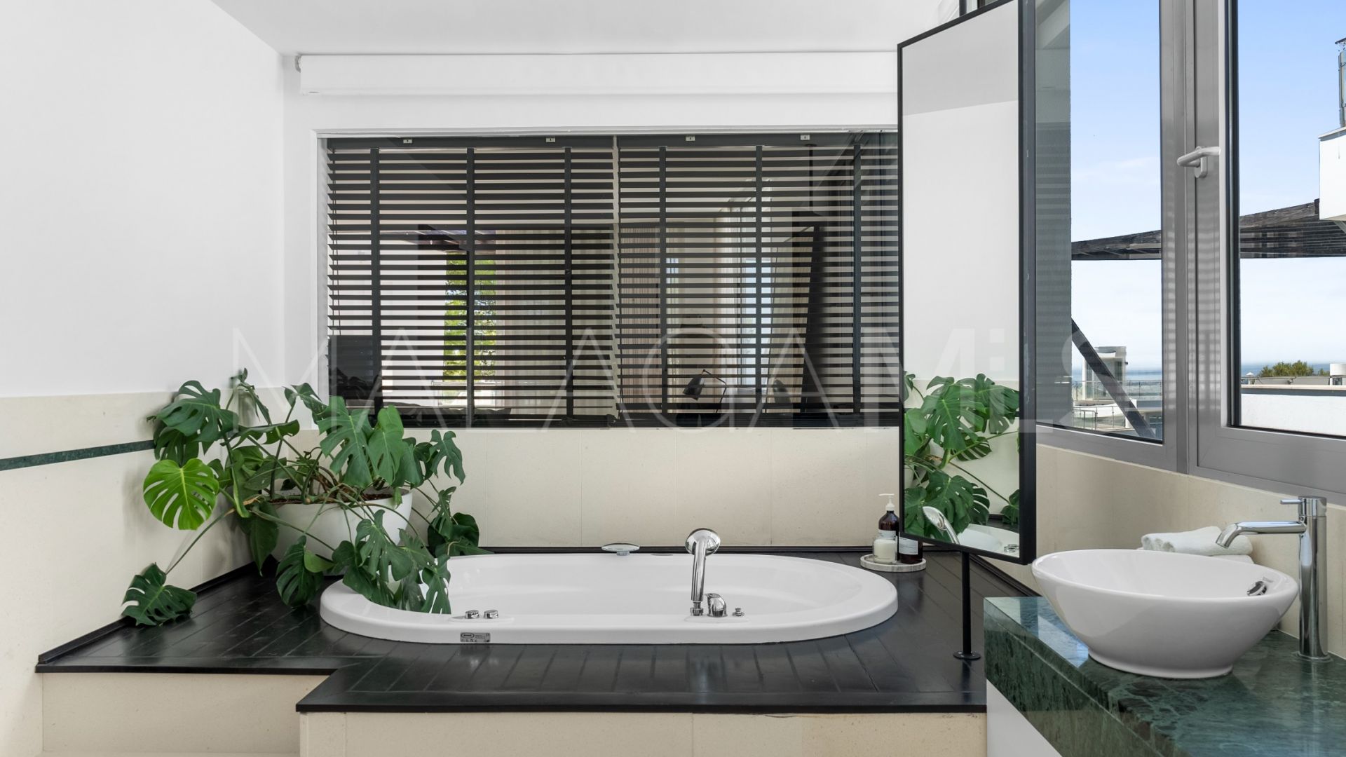 For sale semi detached villa in Meisho Hills
