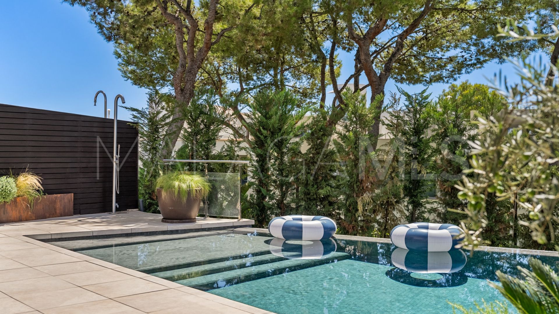 For sale semi detached villa in Meisho Hills