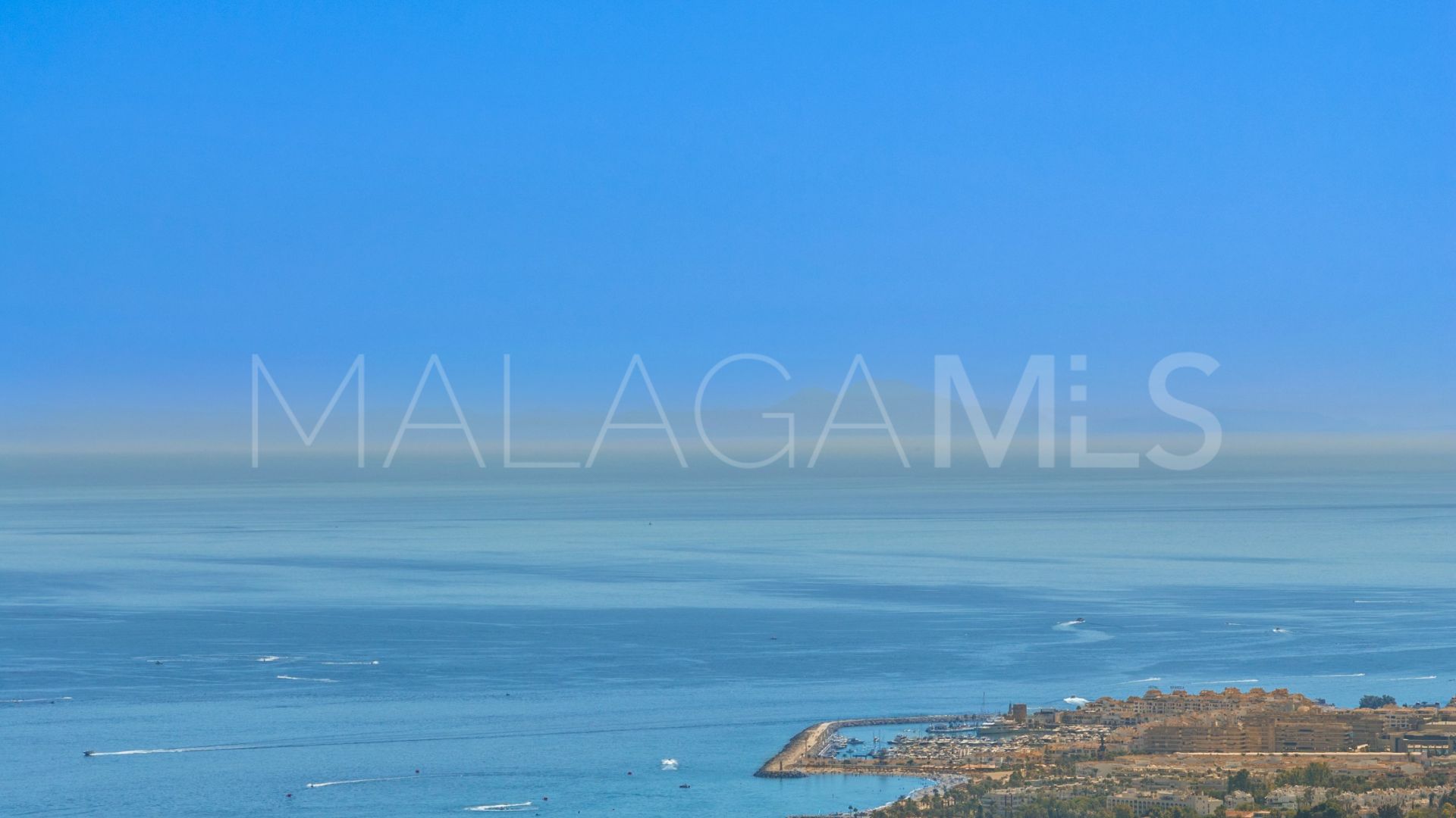 For sale semi detached villa in Meisho Hills