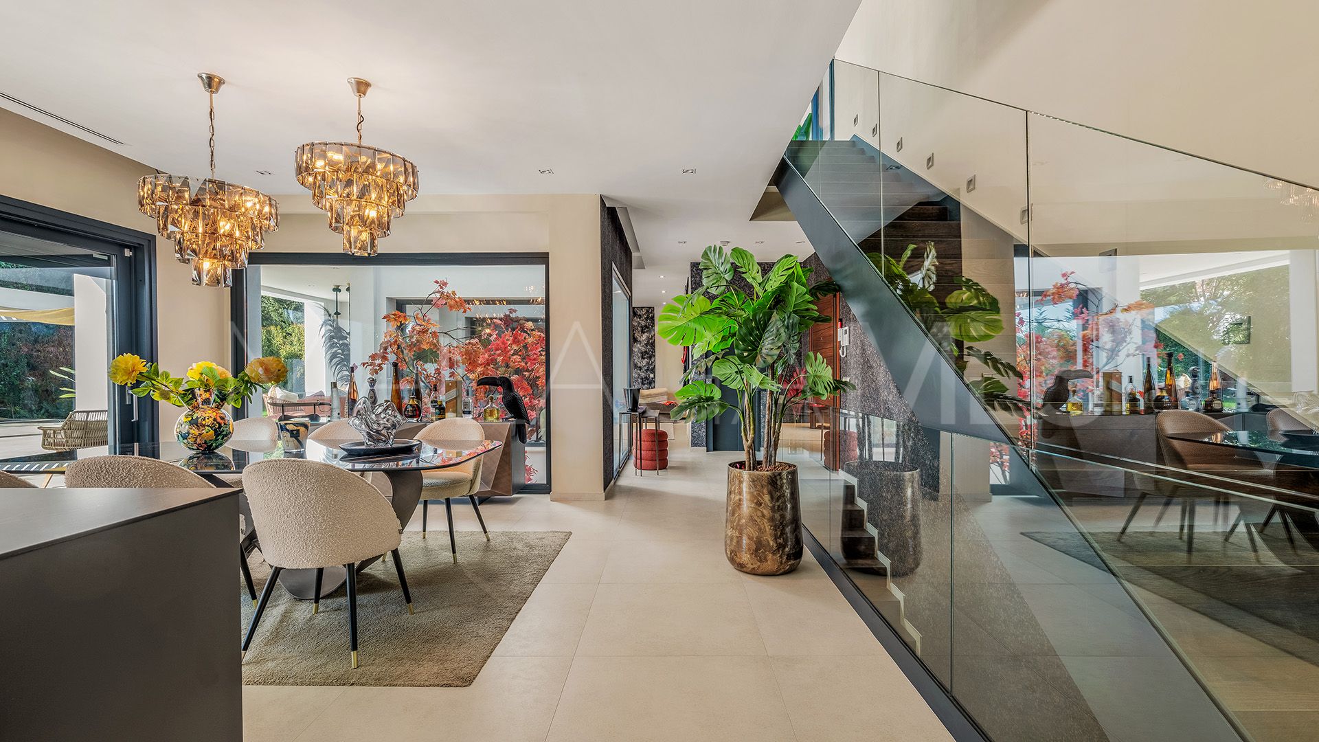 5 bedrooms Las Chapas villa for sale