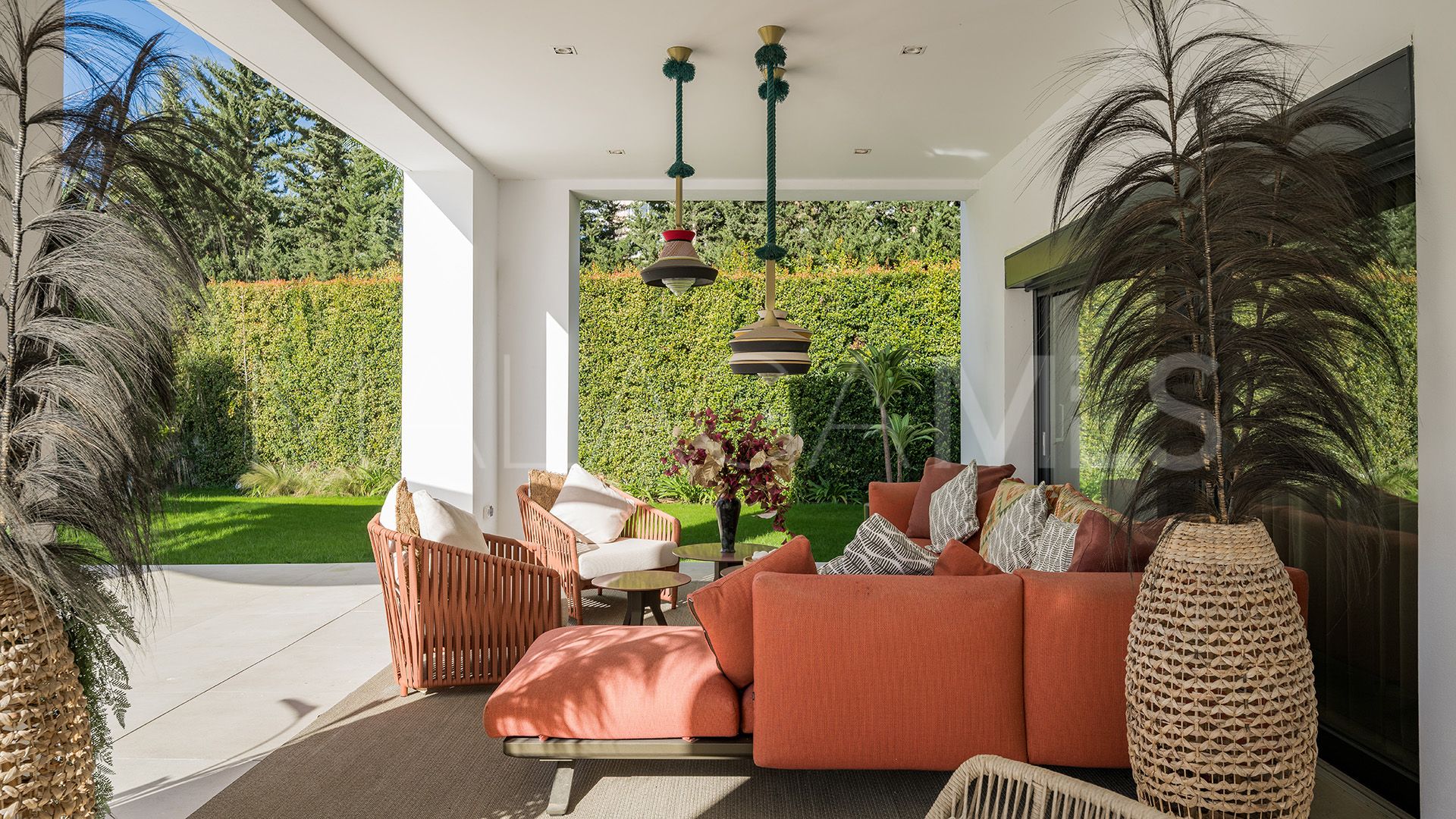 5 bedrooms Las Chapas villa for sale