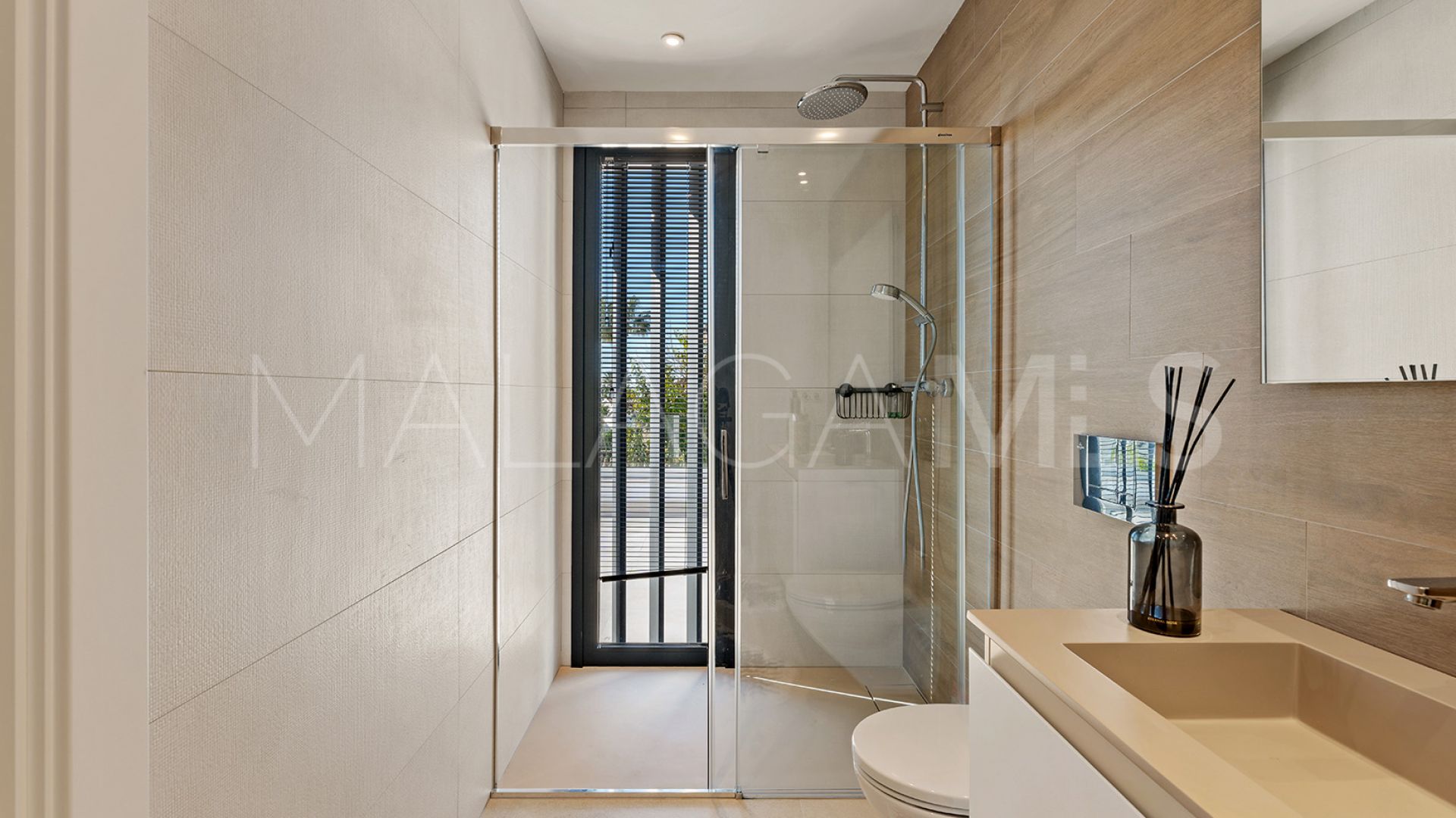 5 bedrooms Las Chapas villa for sale