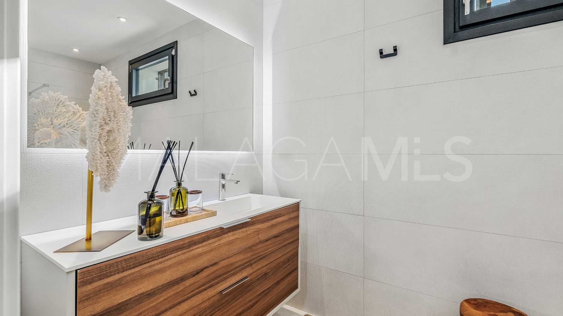 5 bedrooms Las Chapas villa for sale