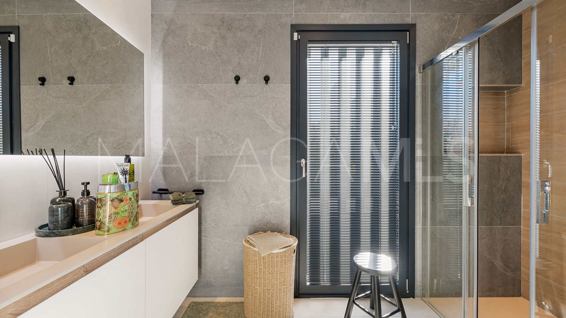 5 bedrooms Las Chapas villa for sale