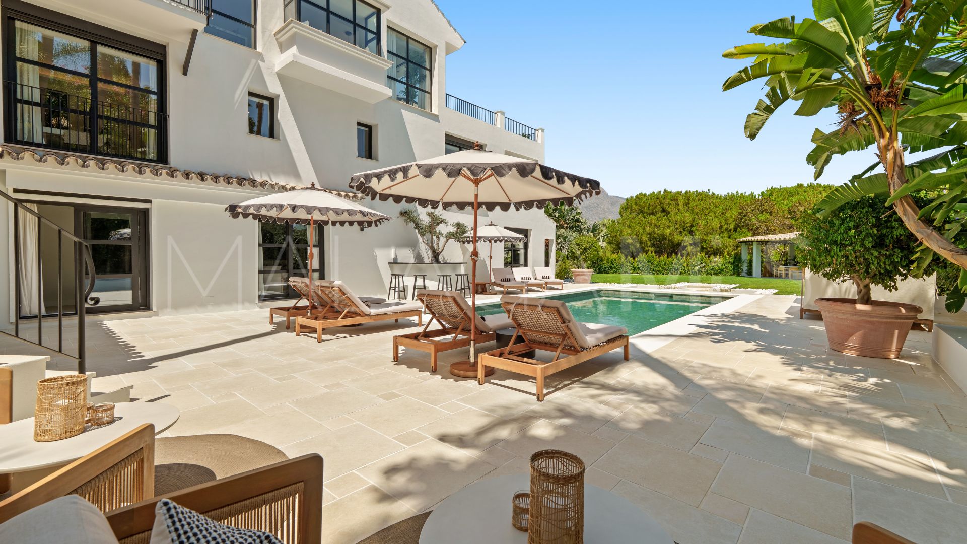 For sale Las Brisas villa with 6 bedrooms