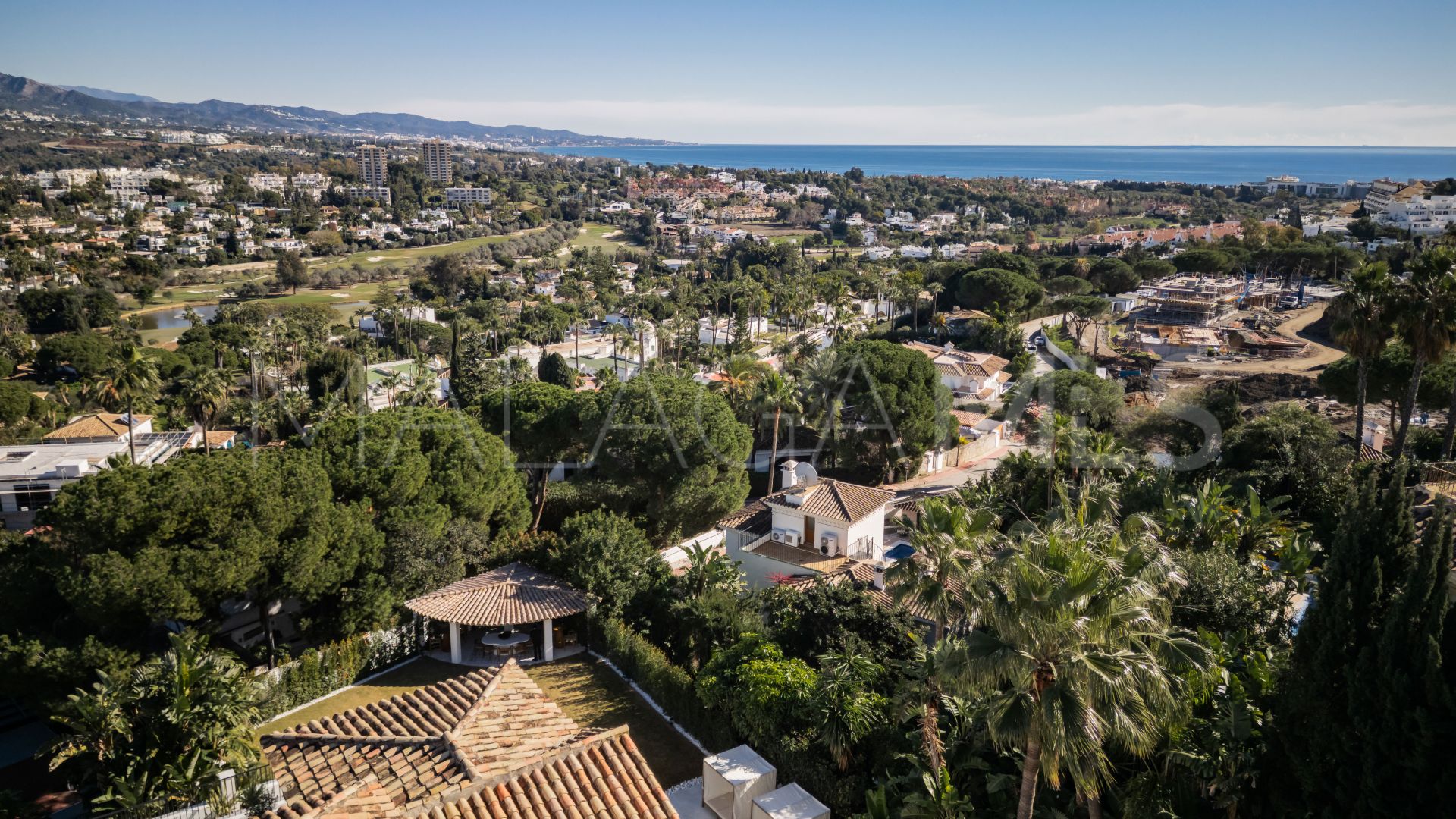 For sale Las Brisas villa with 6 bedrooms