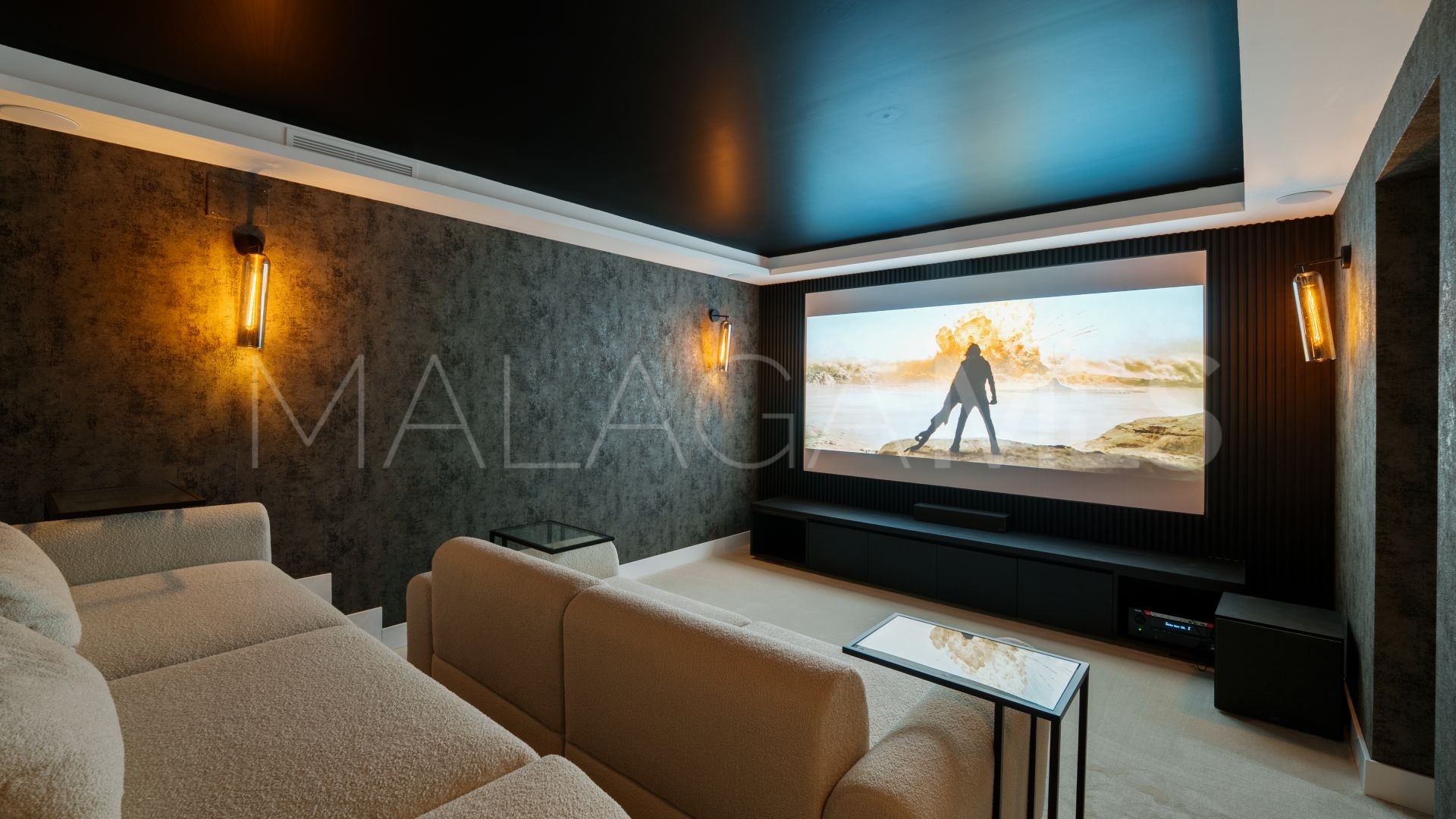 For sale Las Brisas villa with 6 bedrooms