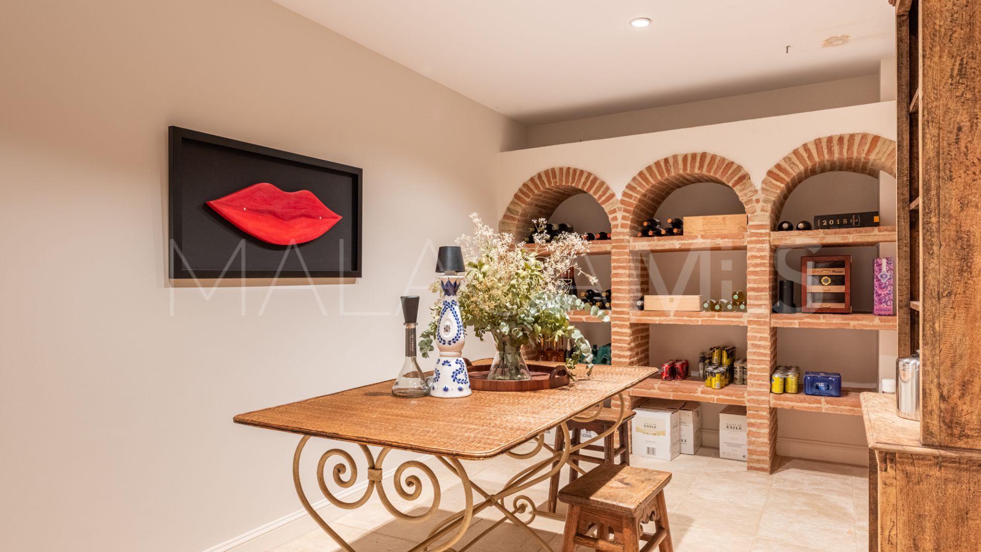 Villa for sale in La Zagaleta with 5 bedrooms