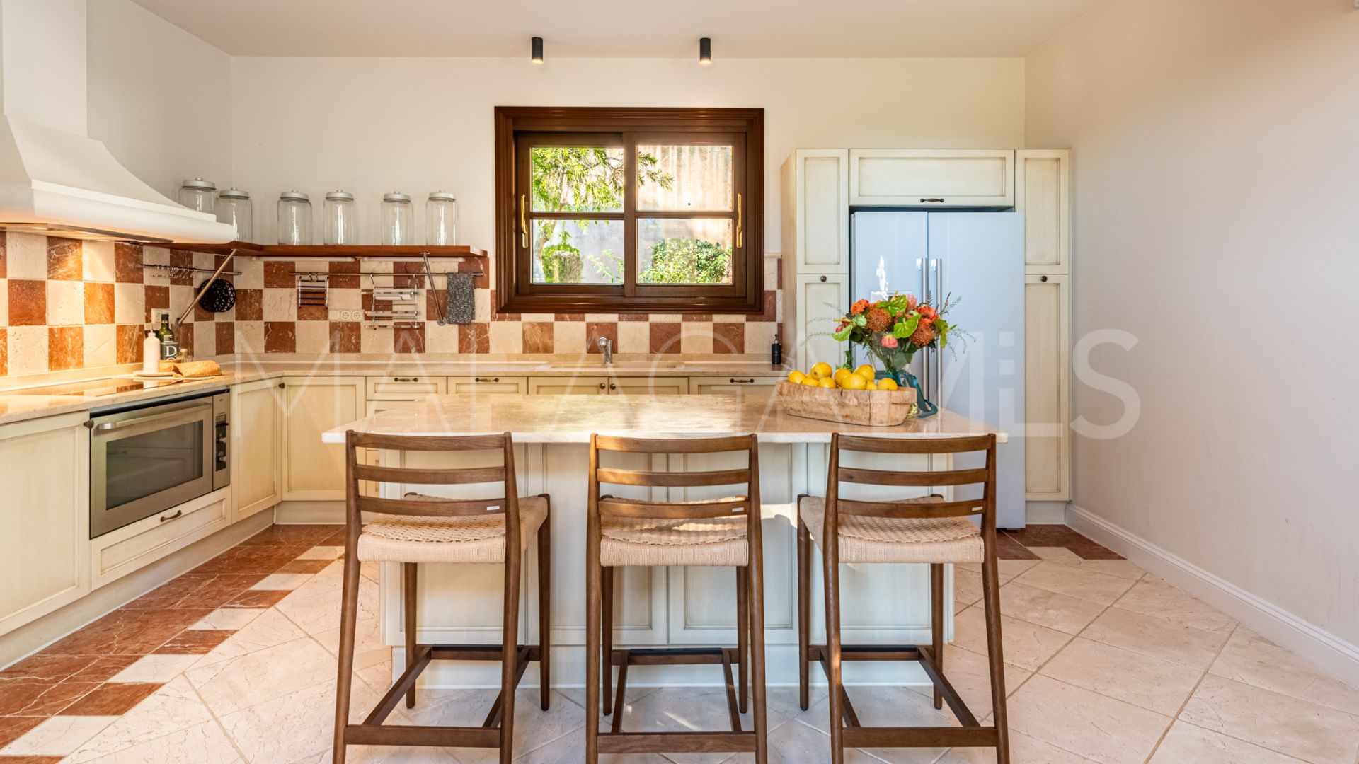 Villa for sale in La Zagaleta with 5 bedrooms