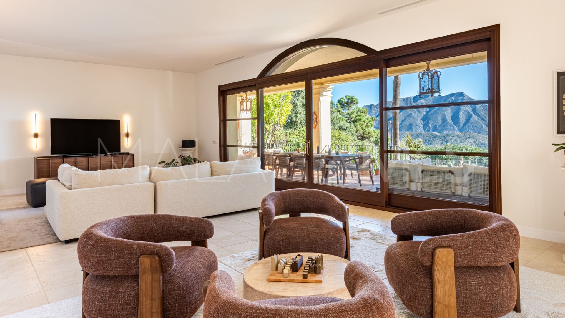 Villa for sale in La Zagaleta with 5 bedrooms