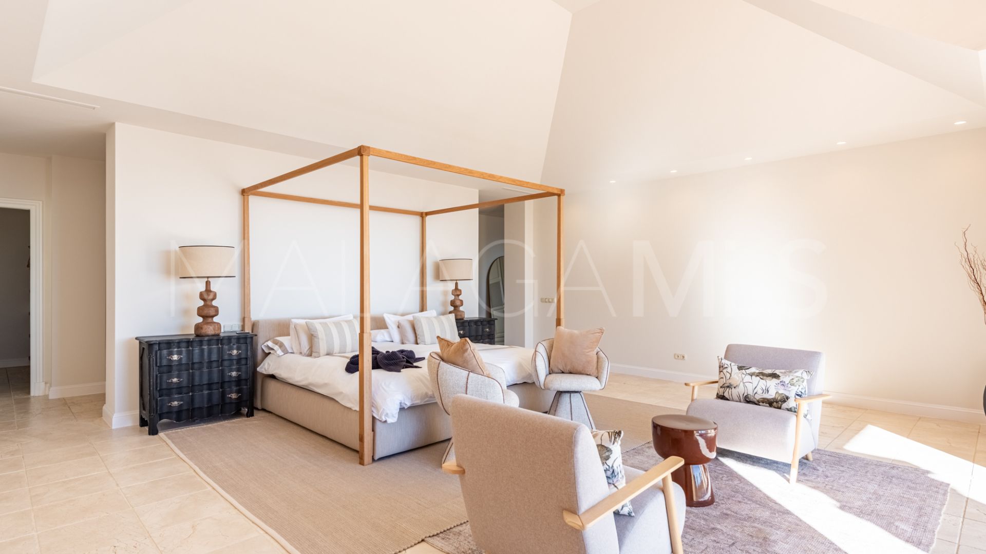 Villa for sale in La Zagaleta with 5 bedrooms