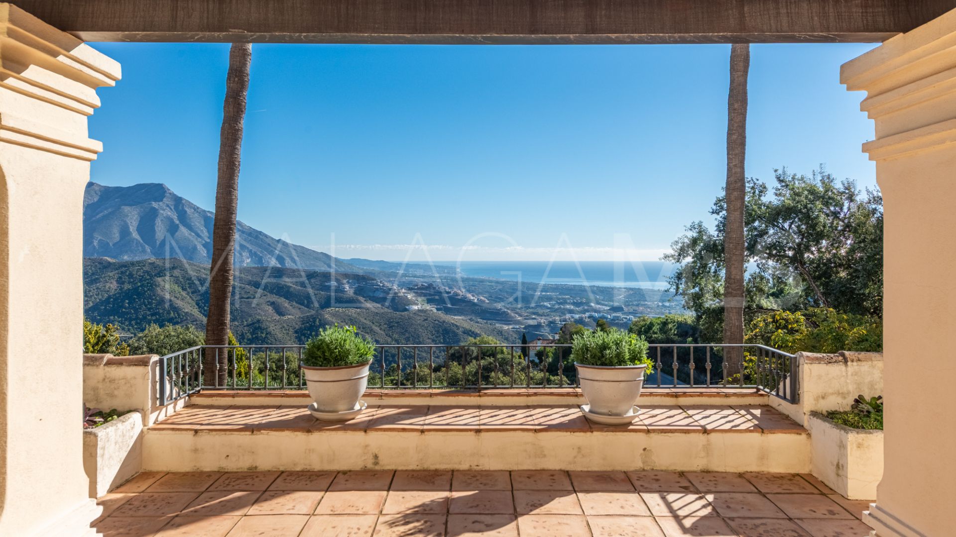 Villa for sale in La Zagaleta with 5 bedrooms