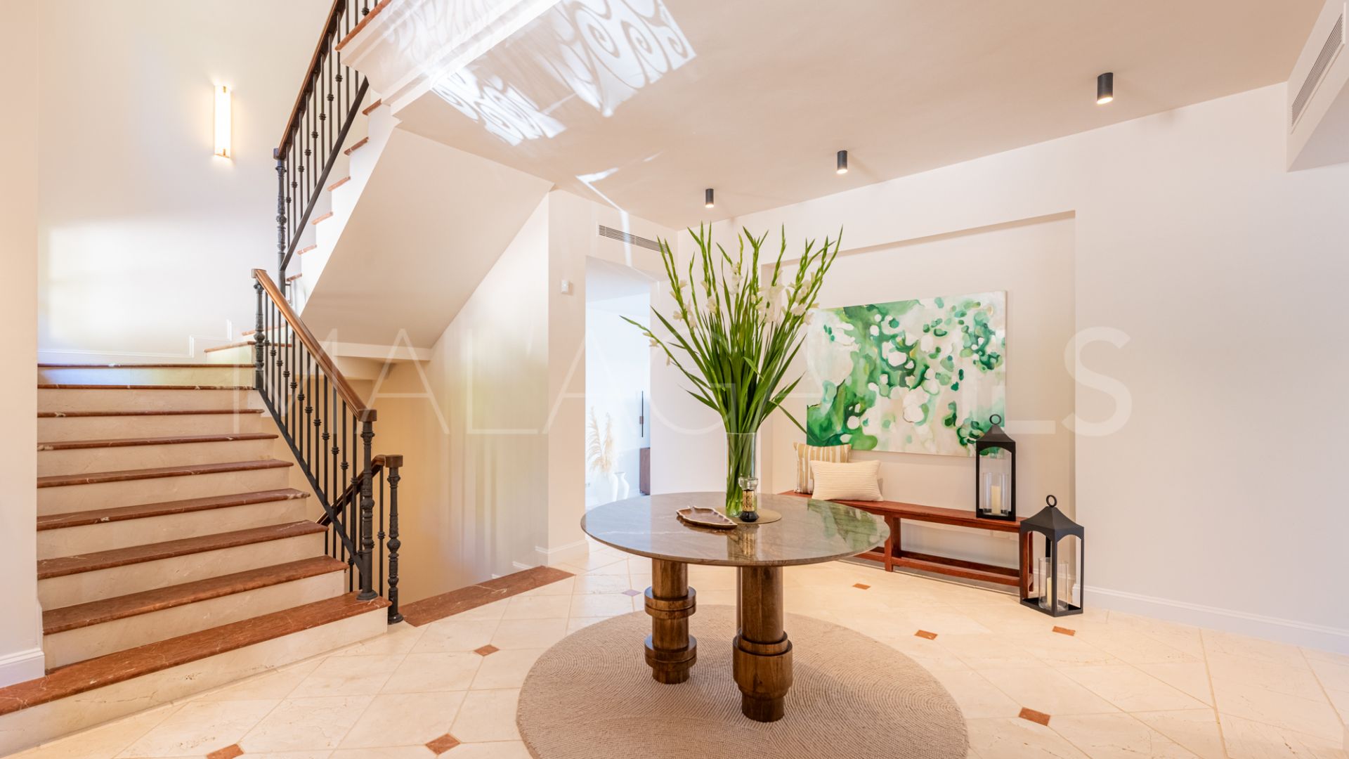 Villa for sale in La Zagaleta with 5 bedrooms