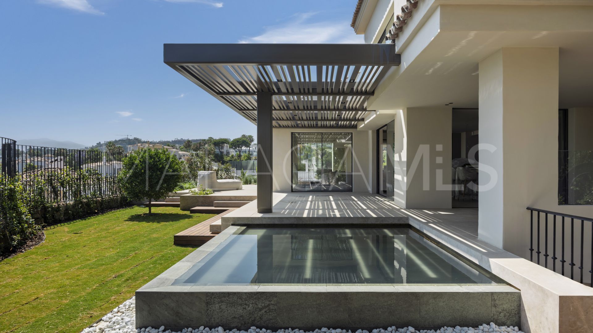 Villa for sale in Haza del Conde