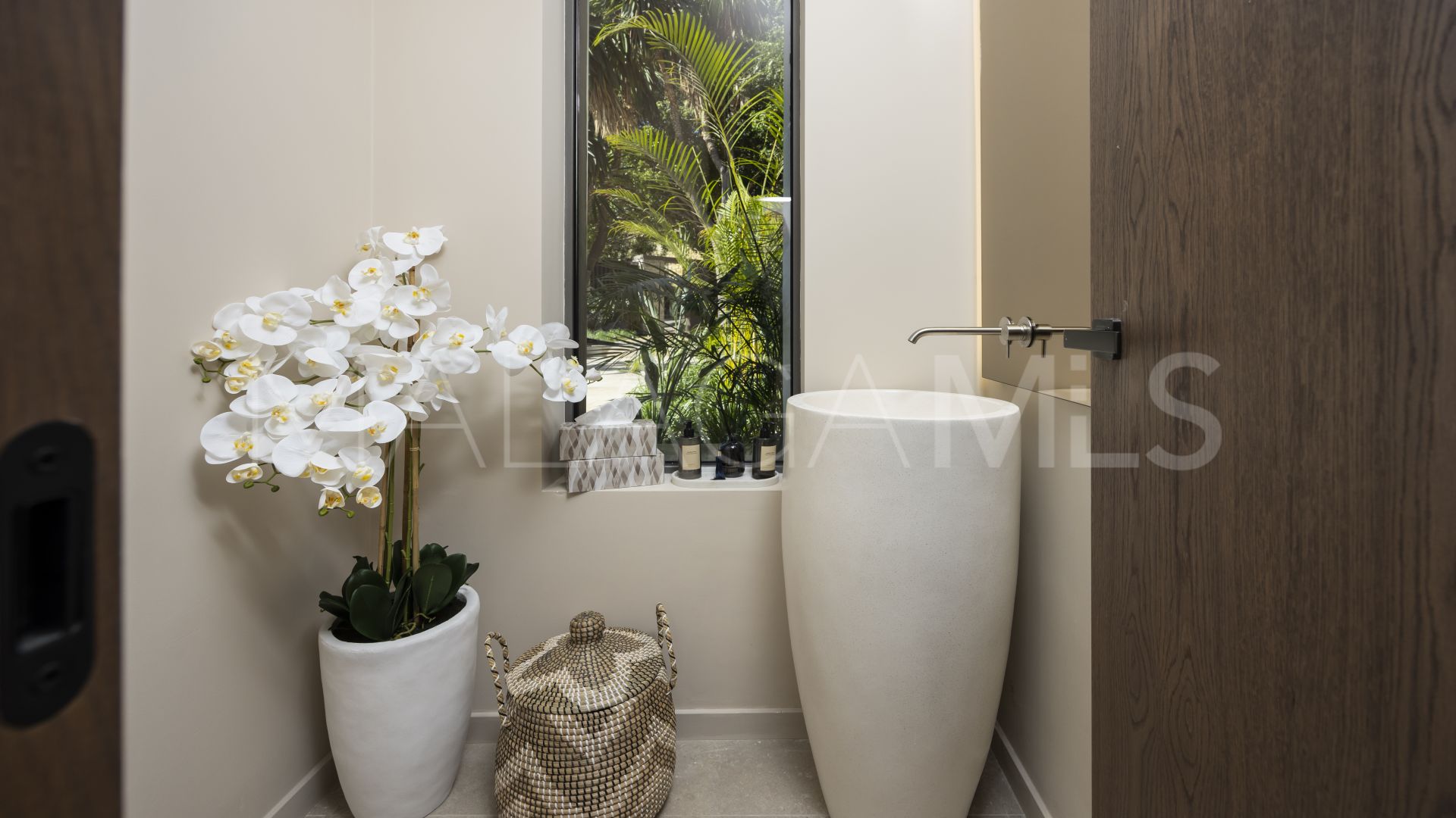 Villa for sale in Haza del Conde