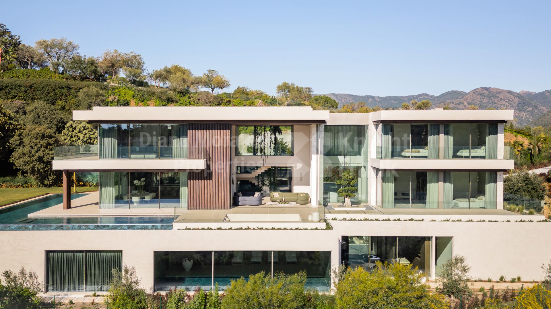 La Zagaleta, Villa Hermes: Contemporary Luxury with Scenic Views
