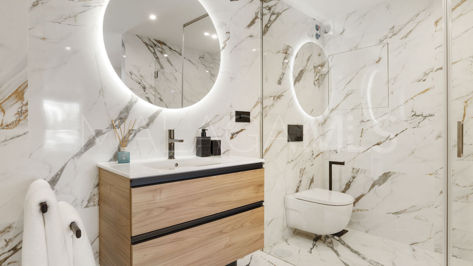 Villa for sale in Guadalmina Alta