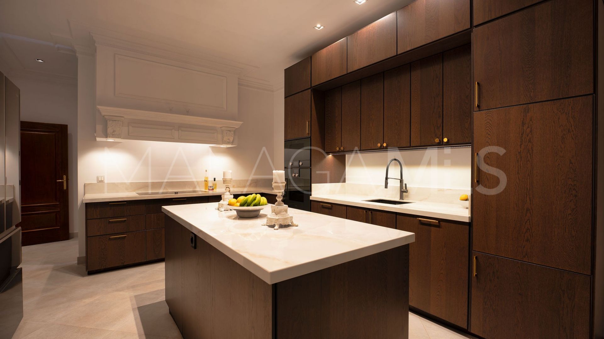 Buy villa in El Madroñal