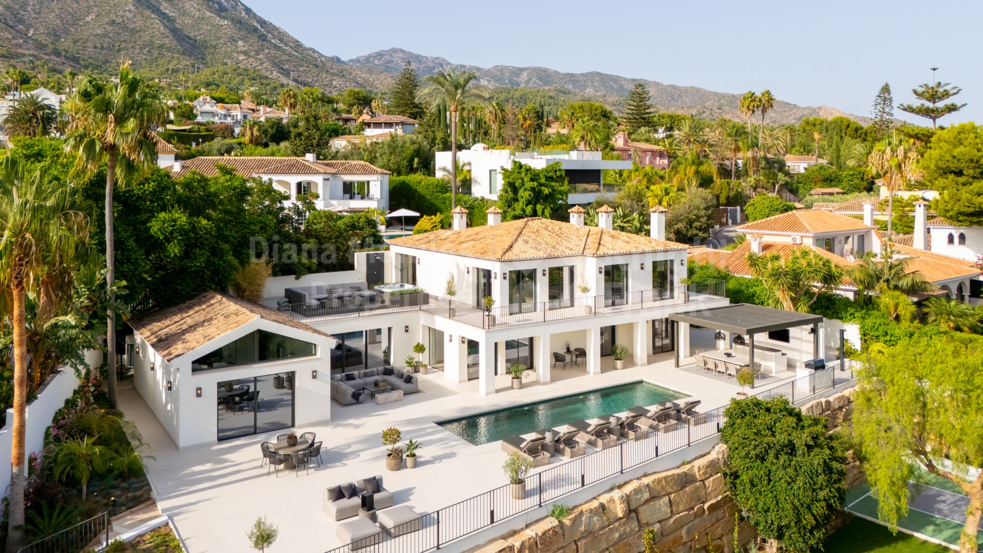 Rocio de Nagüeles, Villa Rocío, unschlagbare Lage für ein schönes Familienhaus