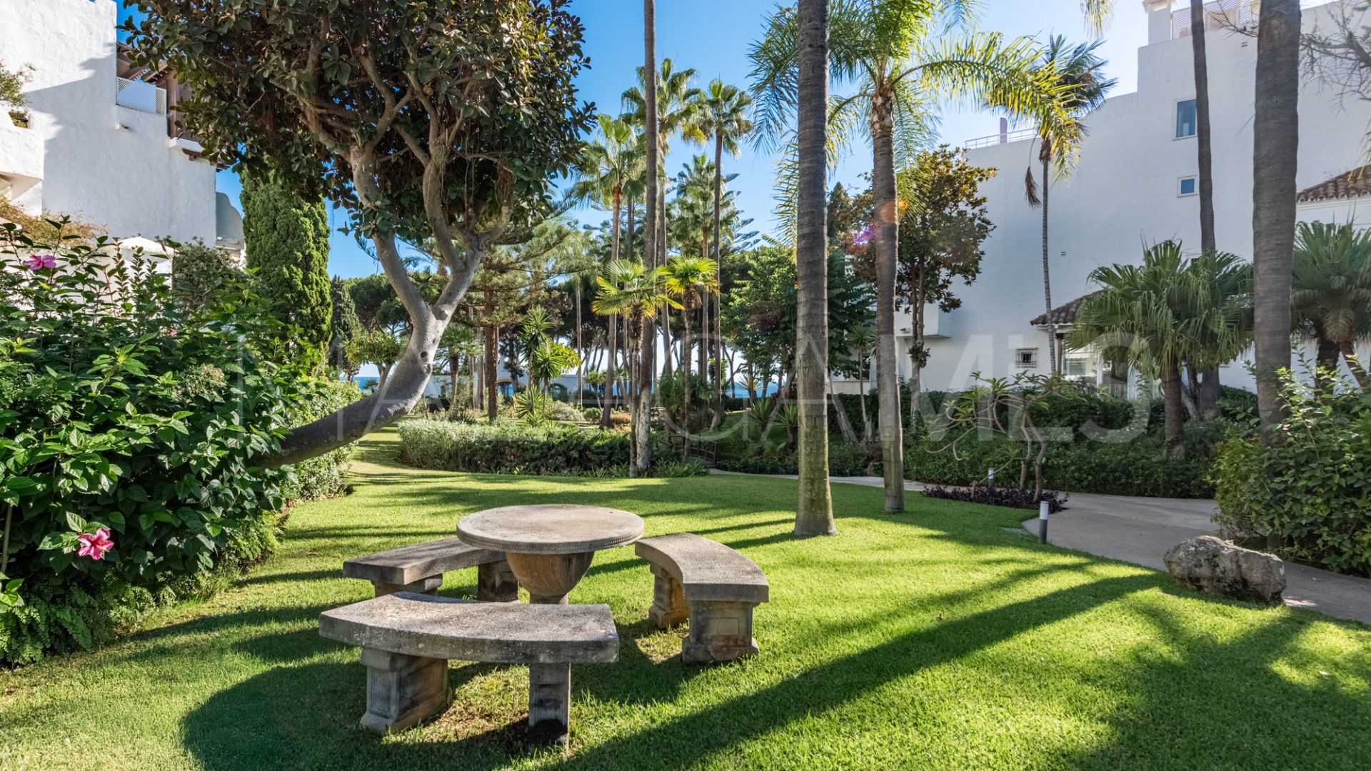 Erdgeschosswohnung for sale in Alhambra del Mar