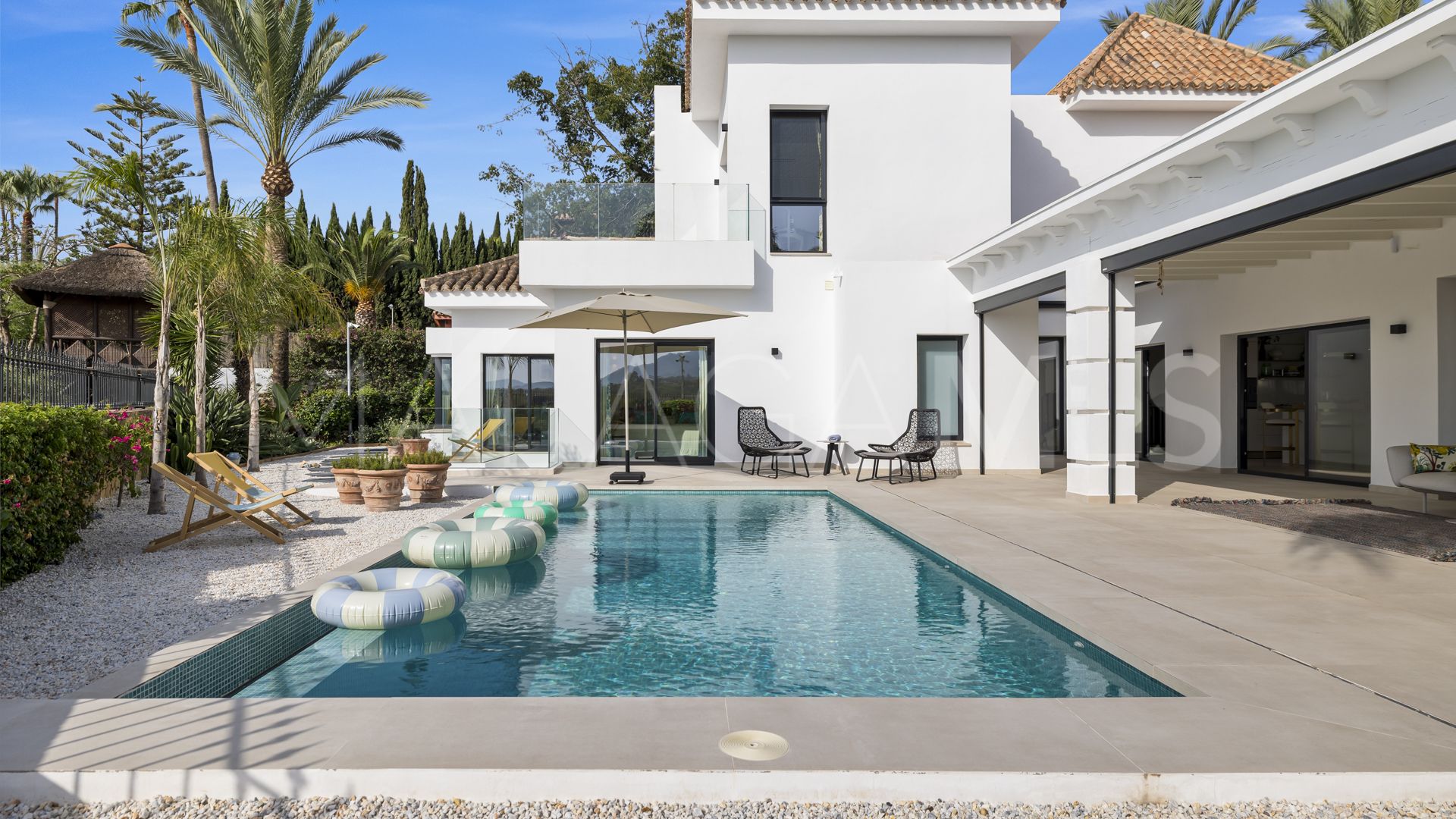 Villa for sale in Las Lomas del Marbella Club