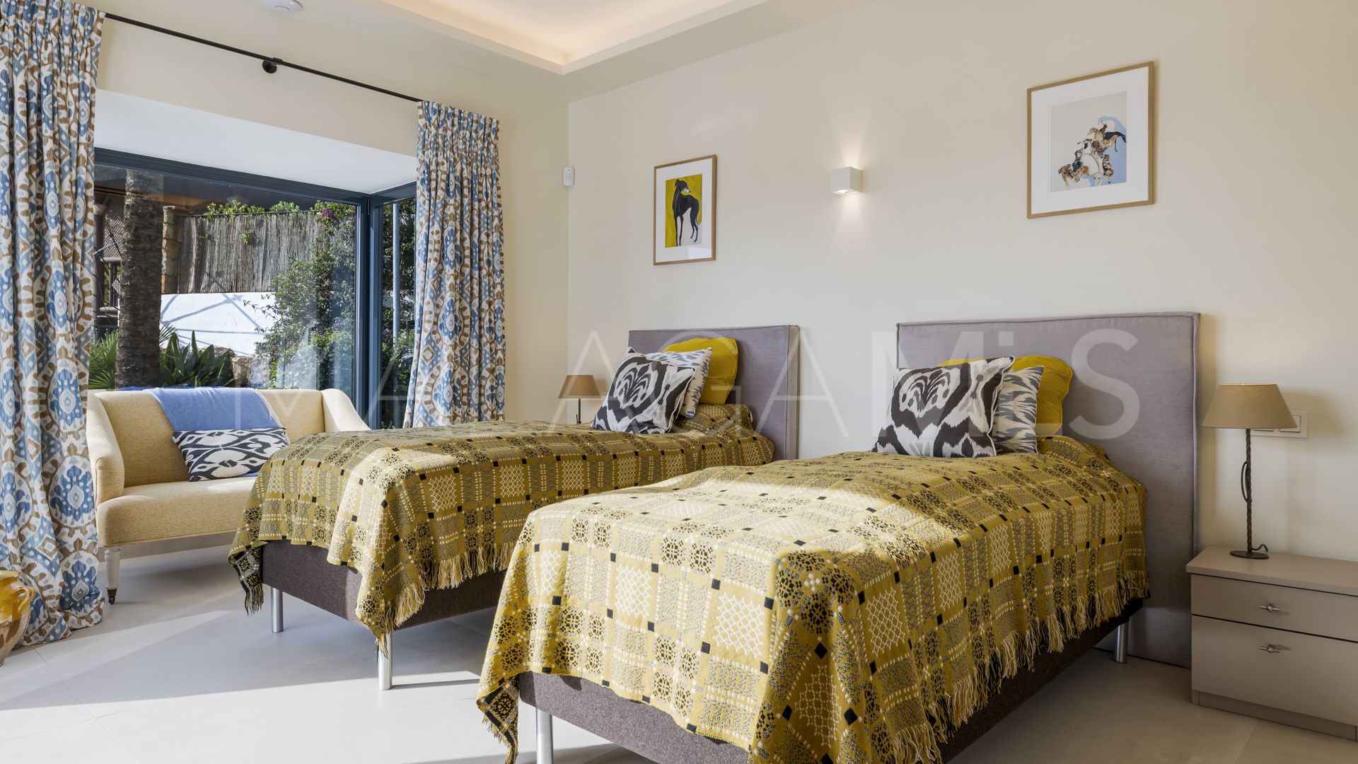 Villa for sale in Las Lomas del Marbella Club