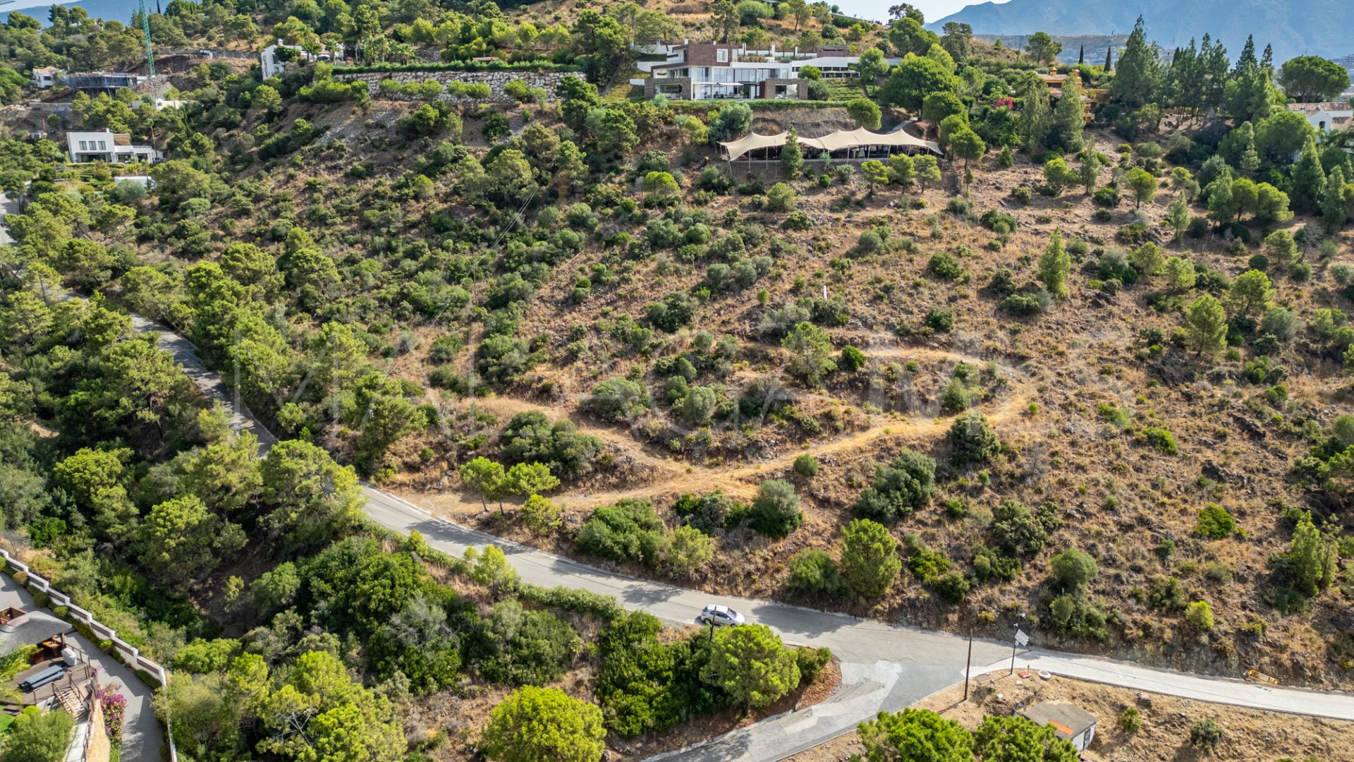 Tomt for sale in El Madroñal