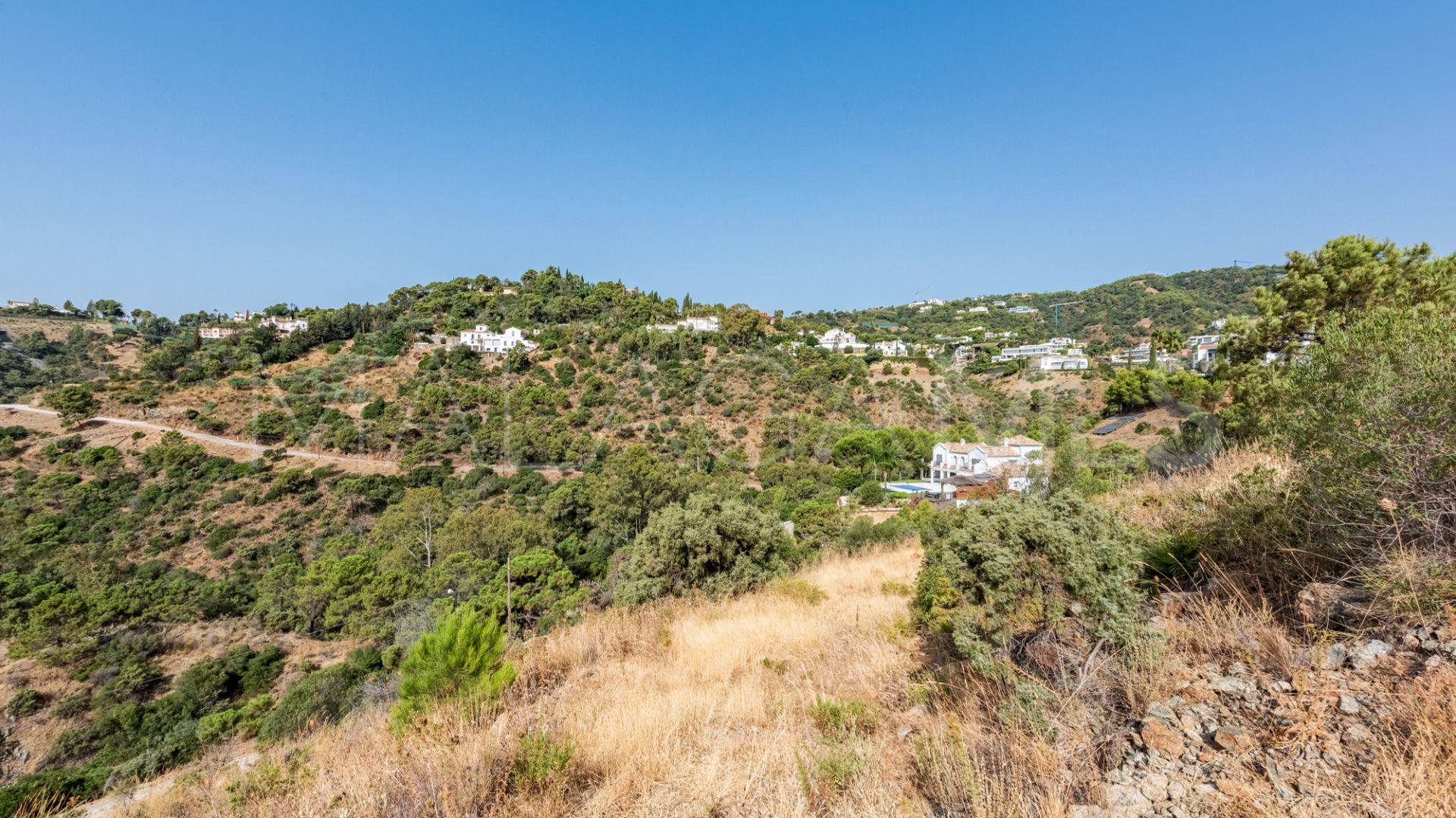 Tomt for sale in El Madroñal