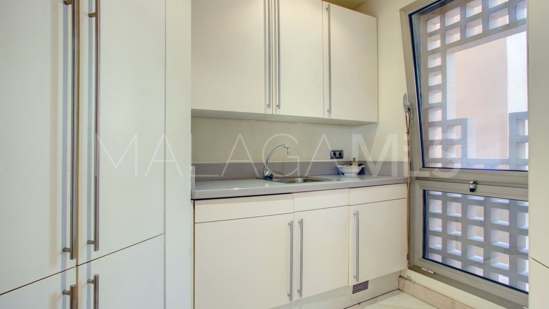 Erdgeschosswohnung for sale in Mansion Club