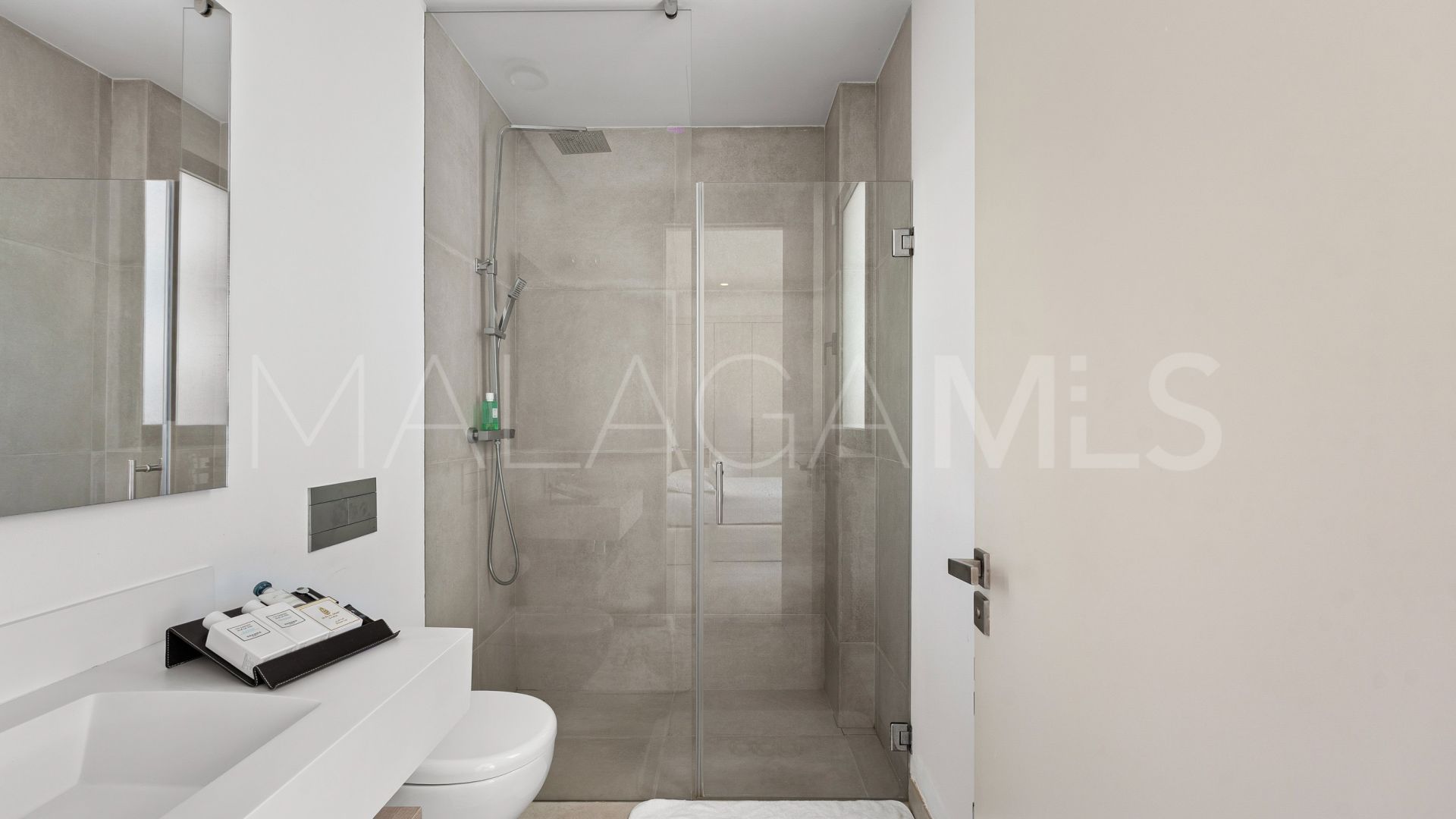 For sale 4 bedrooms villa in Arboleda